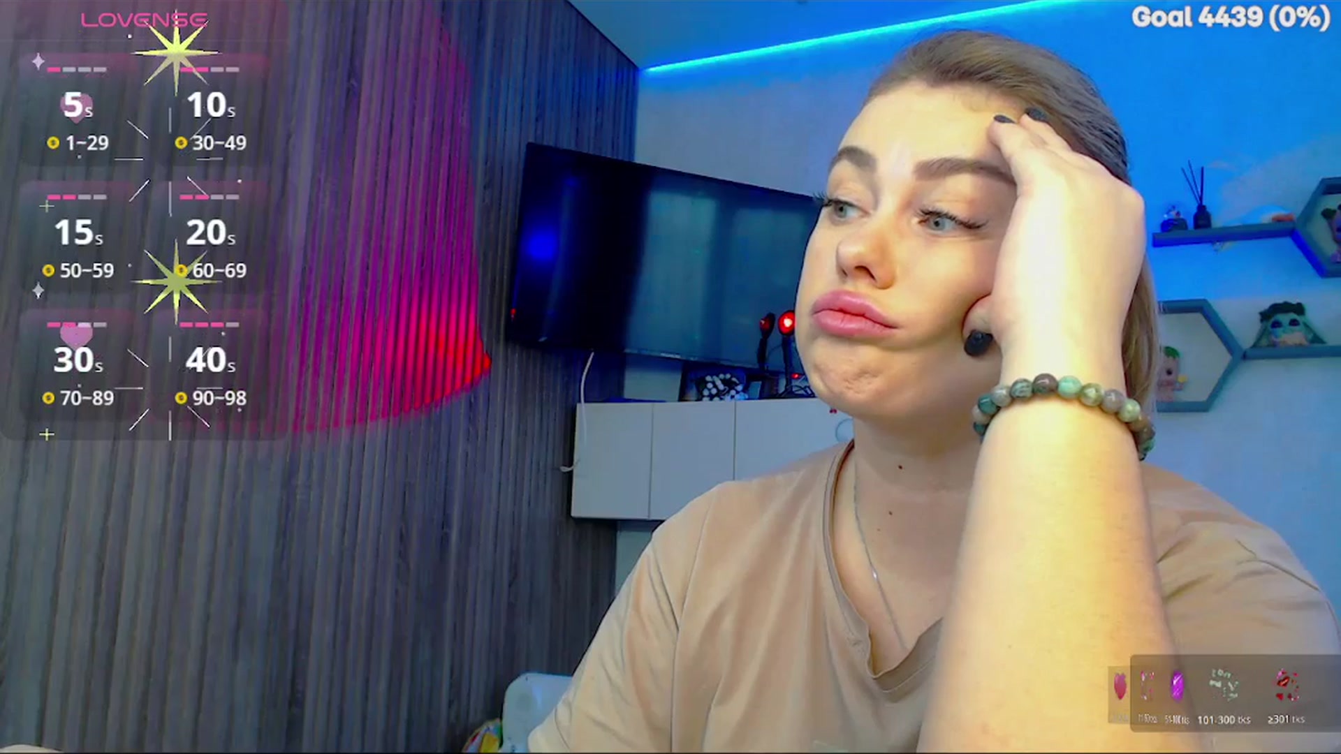 Gallery image thumbnail from SuchCute_'s myfreecams stream on, 01/16/2026, 04:00 image 4 of 20