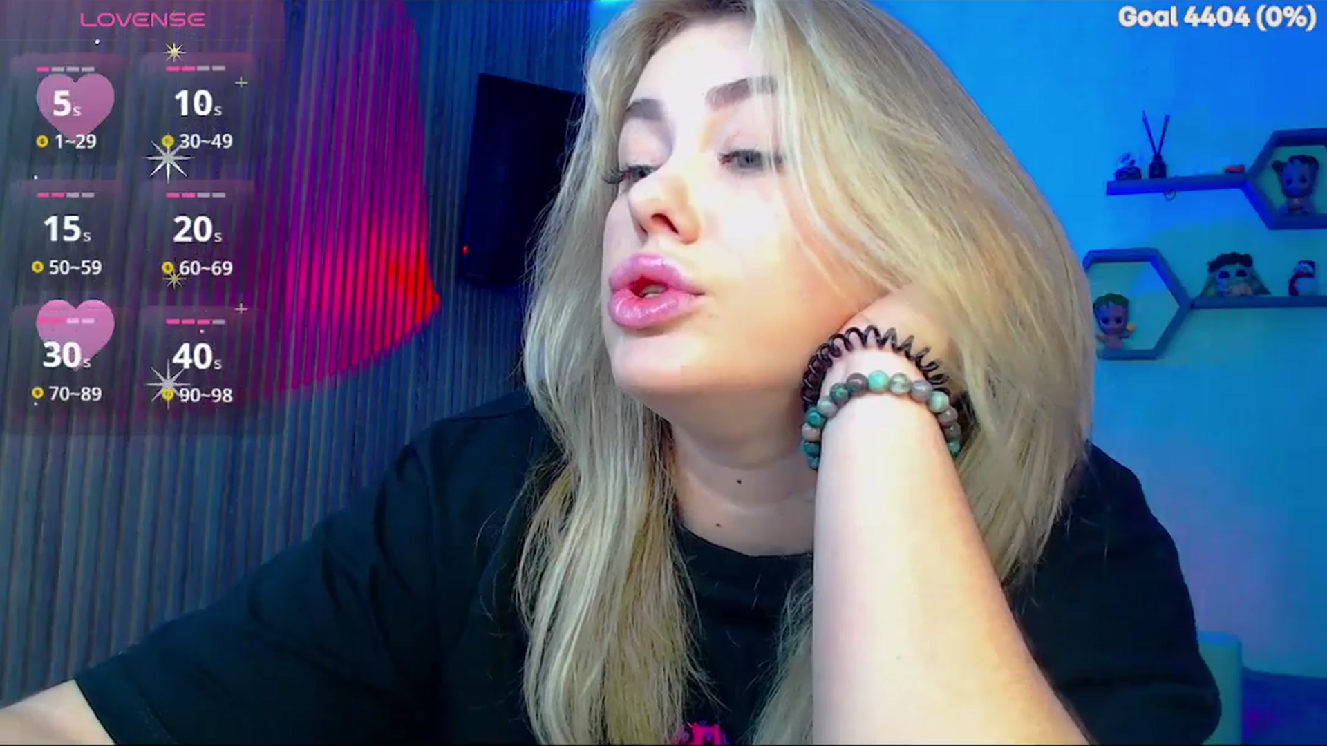 Gallery image thumbnail from SuchCute_'s myfreecams stream on, 01/21/2026, 03:05 image 17 of 20