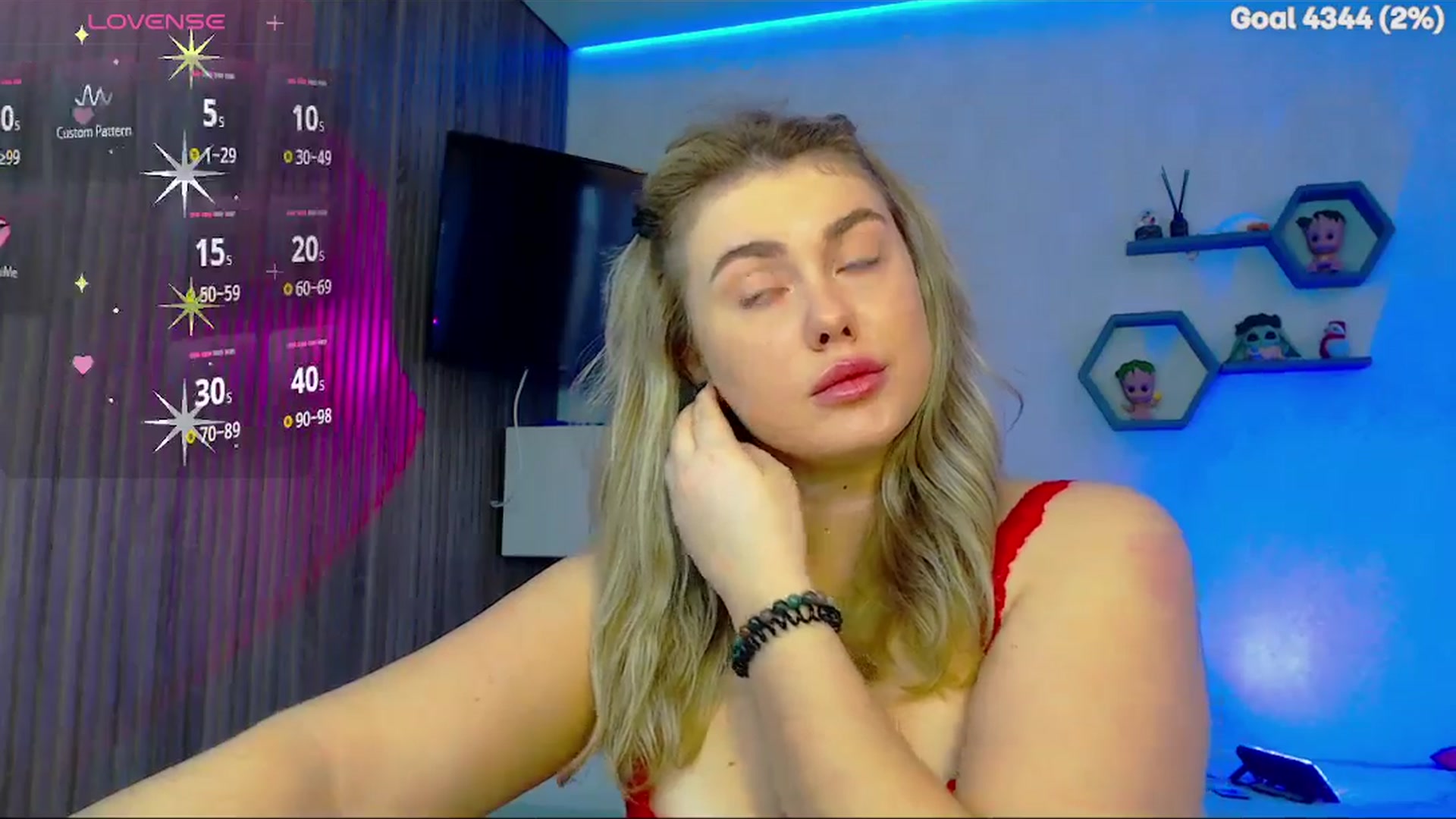 Gallery image thumbnail from SuchCute_'s myfreecams stream on, 01/26/2026, 03:23 image 8 of 20