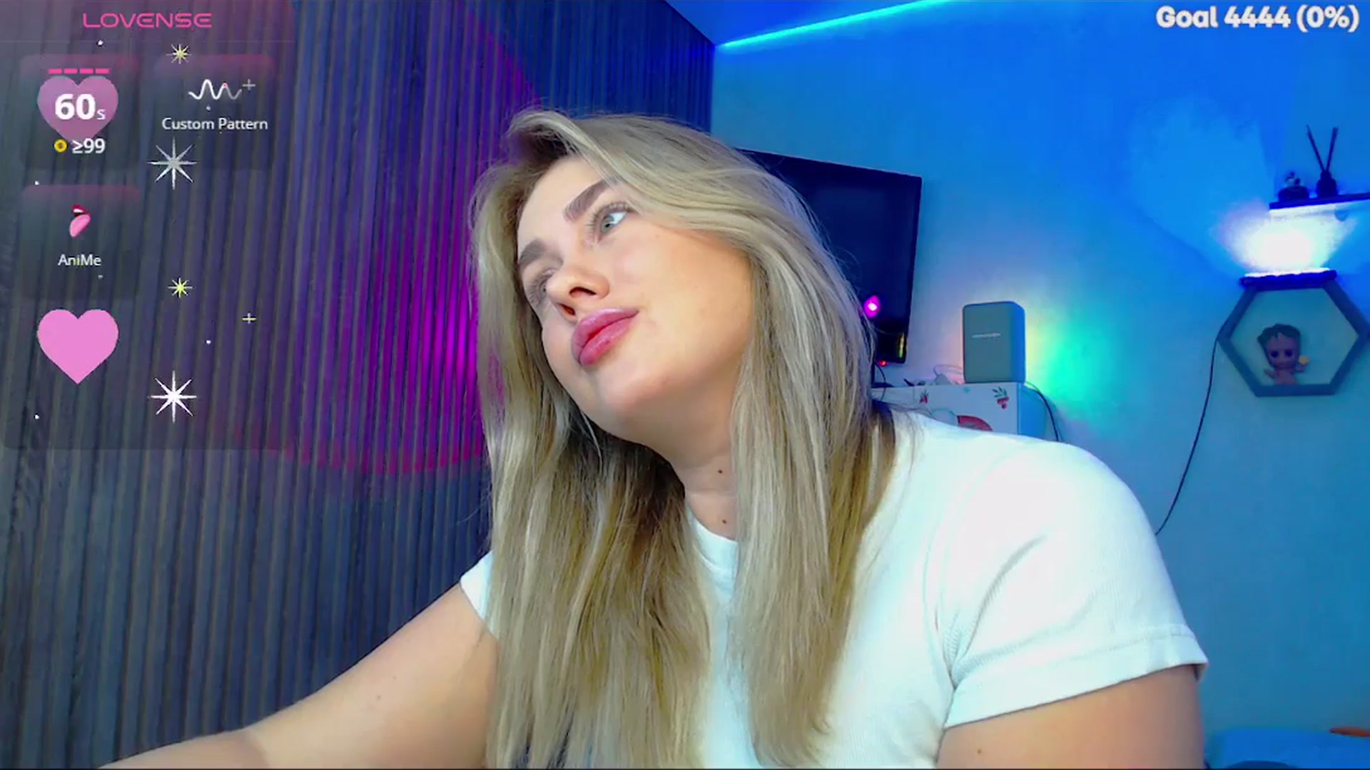 Gallery image thumbnail from SuchCute_'s myfreecams stream on, 01/27/2026, 03:11 image 17 of 20