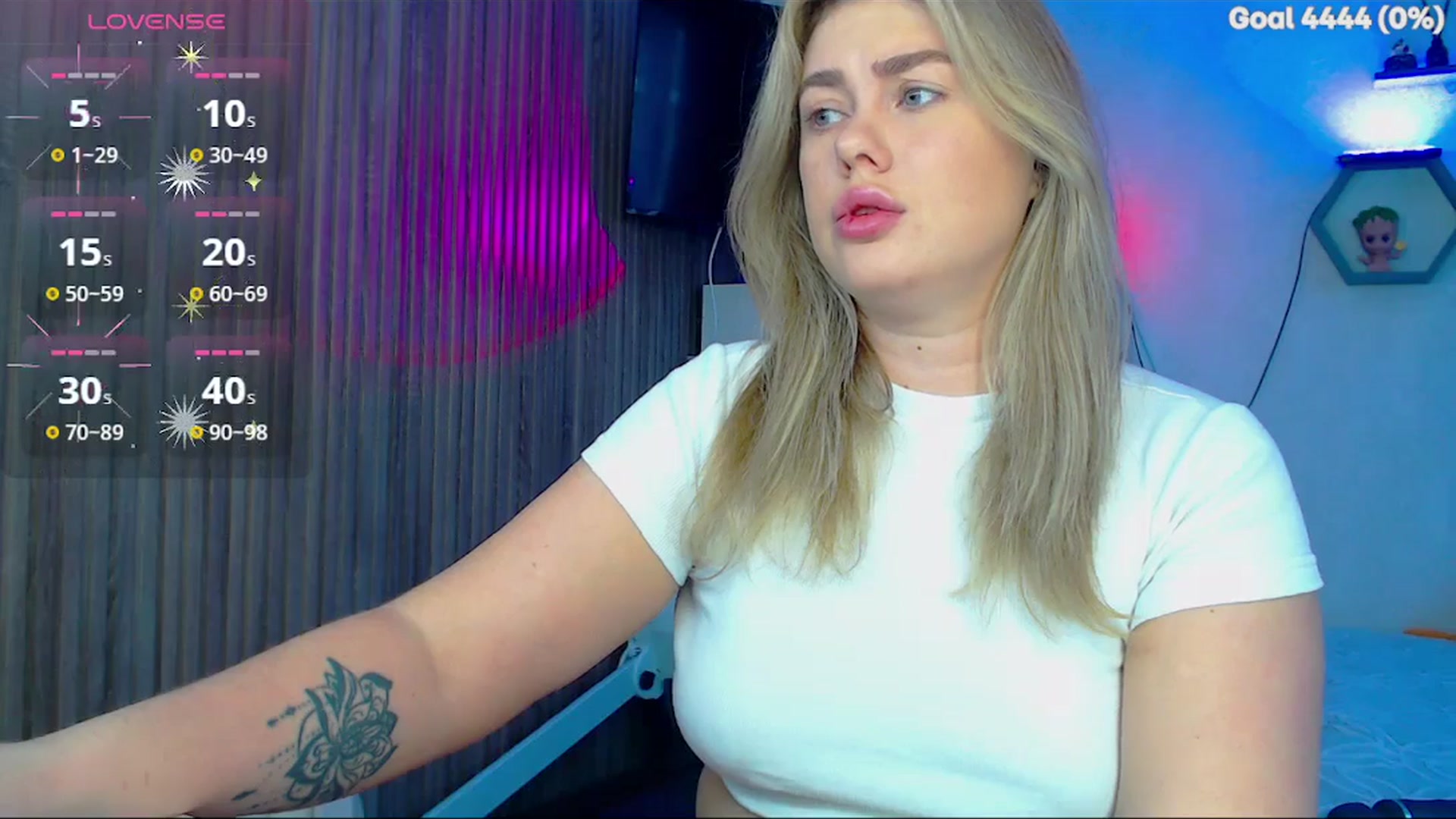 Gallery image thumbnail from SuchCute_'s myfreecams stream on, 01/27/2026, 03:46 image 4 of 20