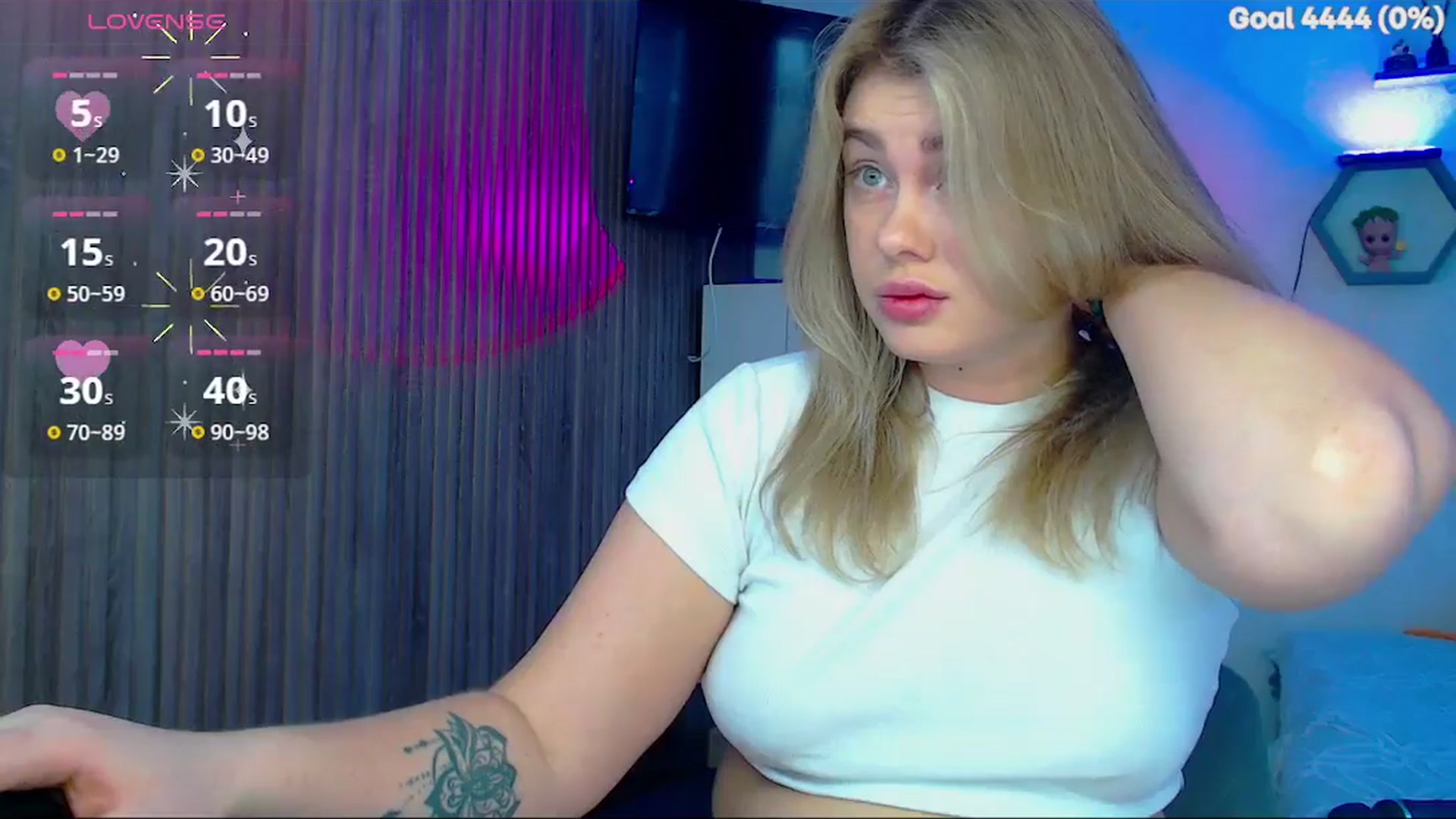 Gallery image thumbnail from SuchCute_'s myfreecams stream on, 01/27/2026, 03:46 image 3 of 20
