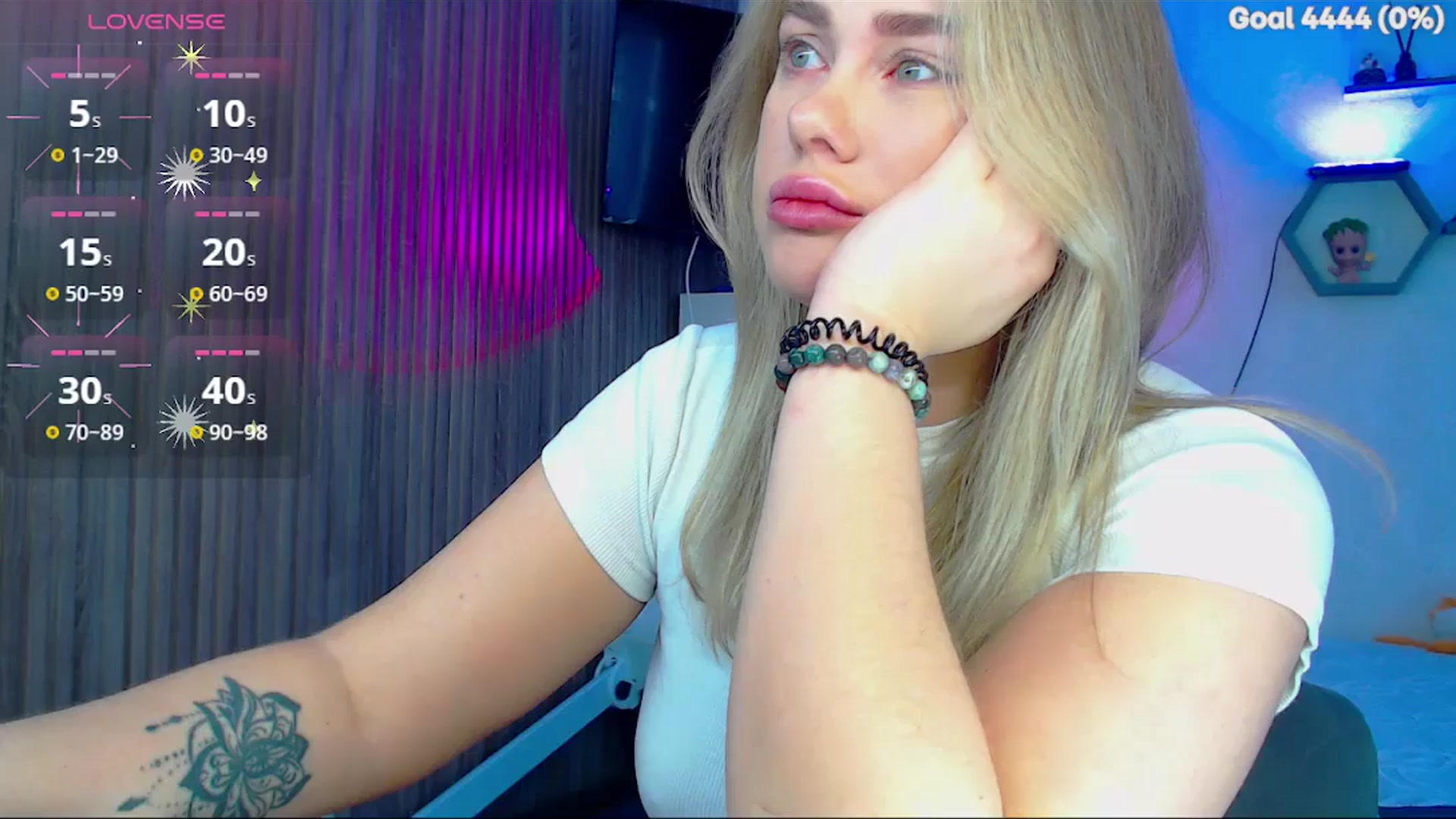 Gallery image thumbnail from SuchCute_'s myfreecams stream on, 01/27/2026, 03:46 image 10 of 20