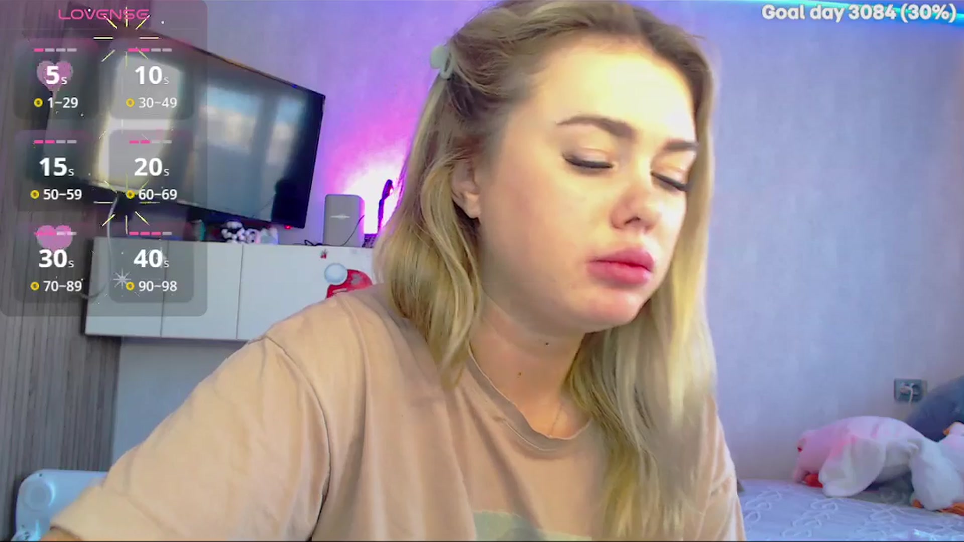 Gallery image thumbnail from SuchCute_'s myfreecams stream on, 02/03/2026, 05:34 image 10 of 20