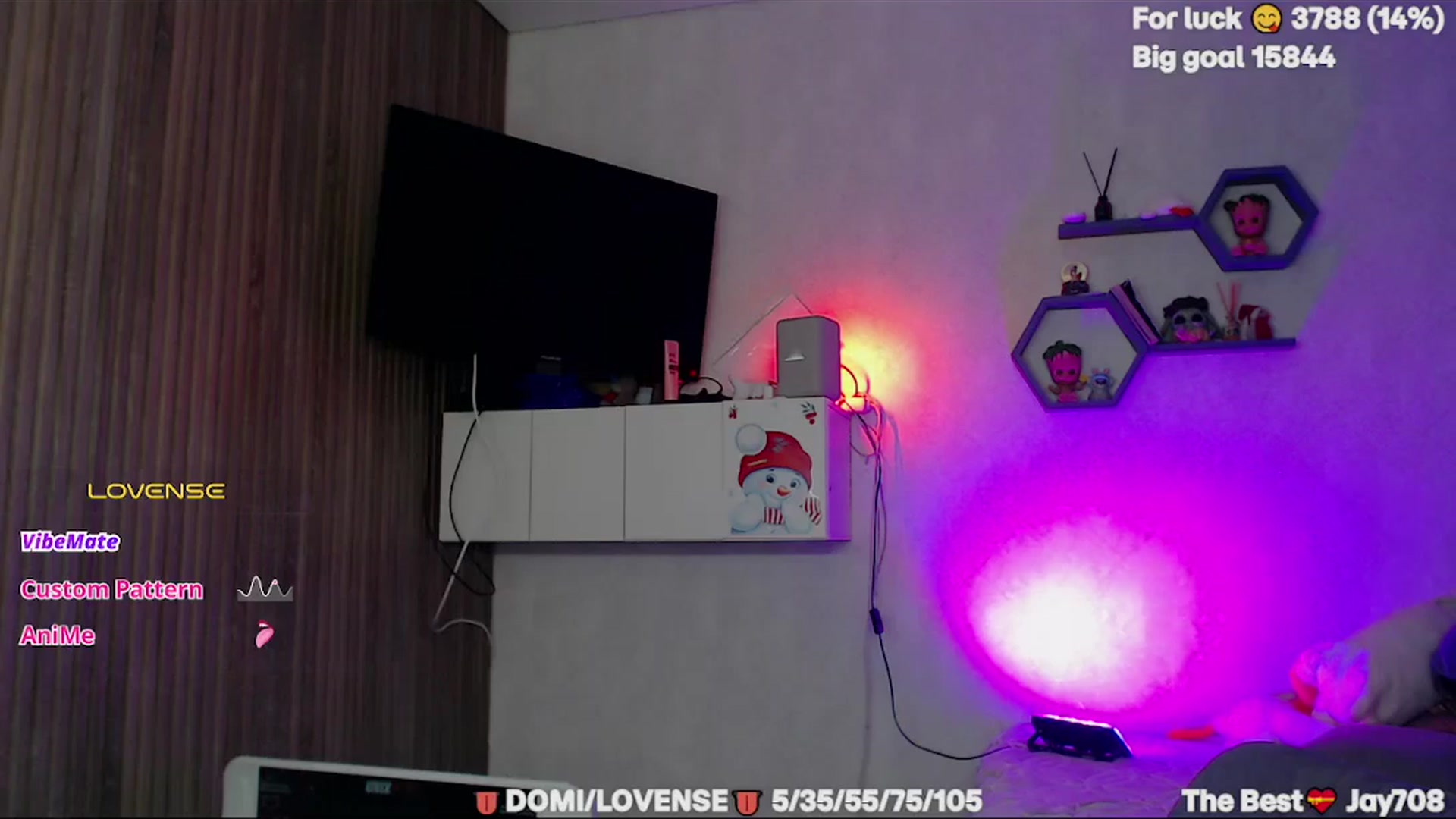 Gallery image thumbnail from SuchCute_'s myfreecams stream on, 03/28/2026, 13:40 image 19 of 20