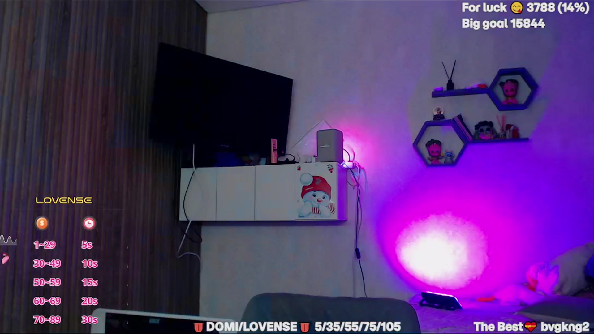 Gallery image thumbnail from SuchCute_'s myfreecams stream on, 03/28/2026, 14:12 image 14 of 20