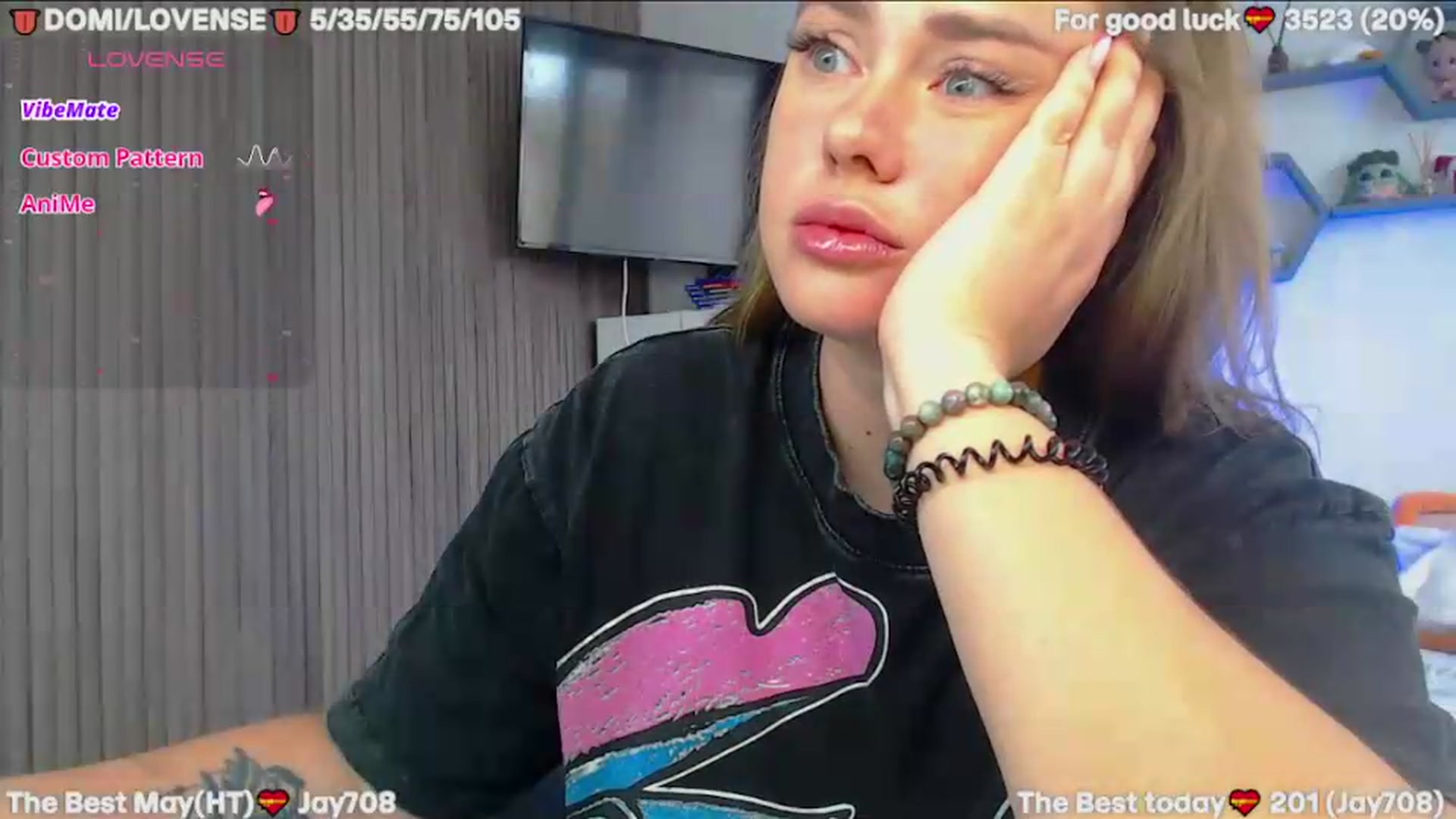 Gallery image thumbnail from SuchCute_'s myfreecams stream on, 05/08/2026, 02:29 image 18 of 20