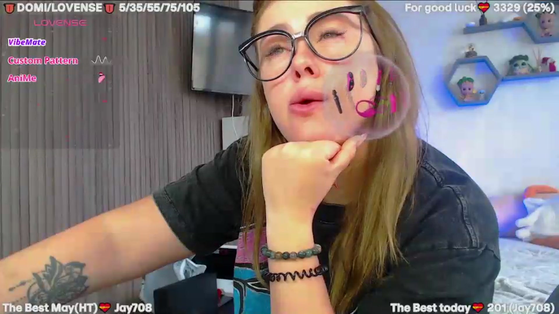 Gallery image thumbnail from SuchCute_'s myfreecams stream on, 05/08/2026, 03:19 image 7 of 20