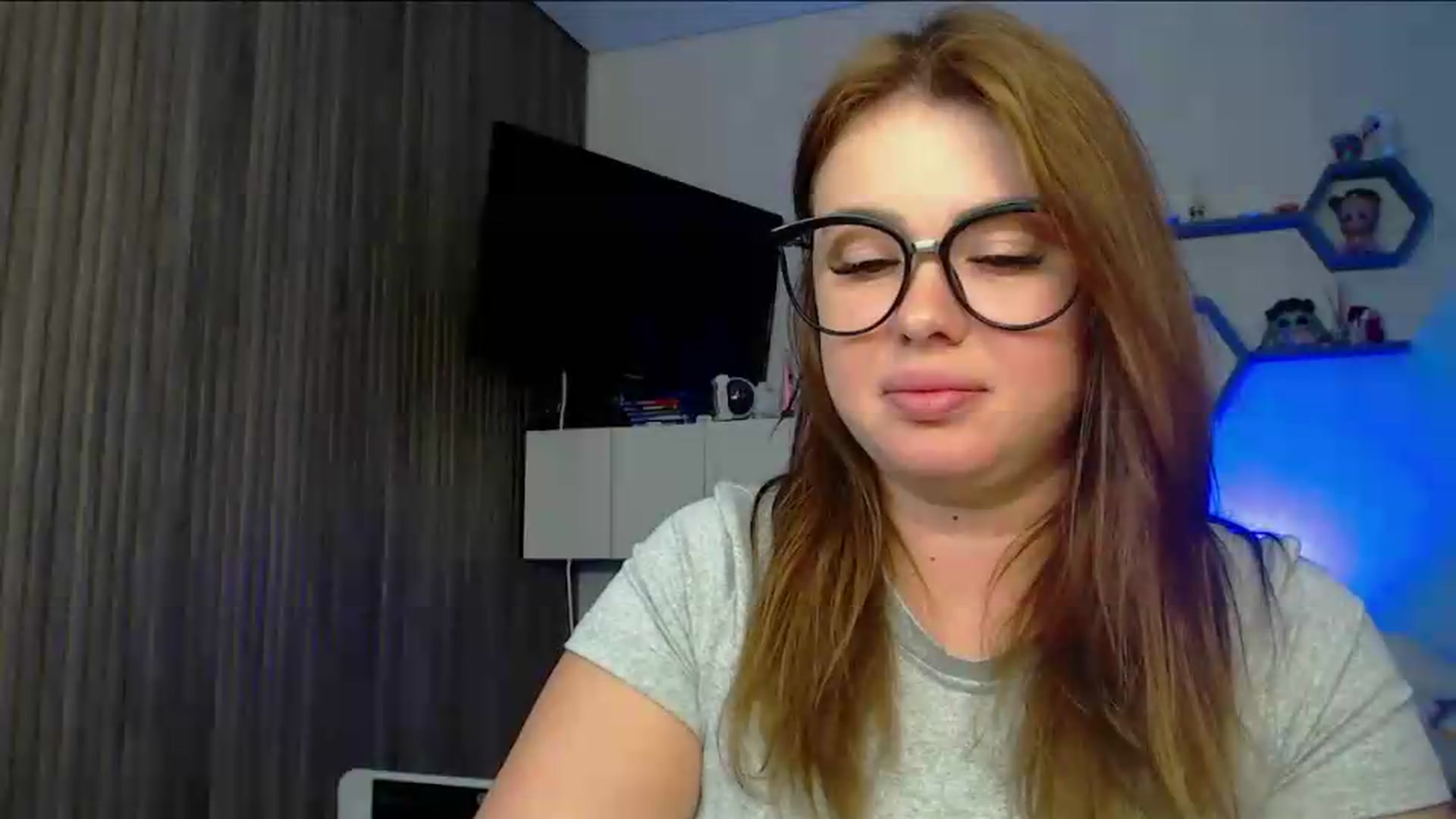Gallery image thumbnail from SuchCute_'s myfreecams stream on, 05/15/2026, 14:48 image 13 of 20
