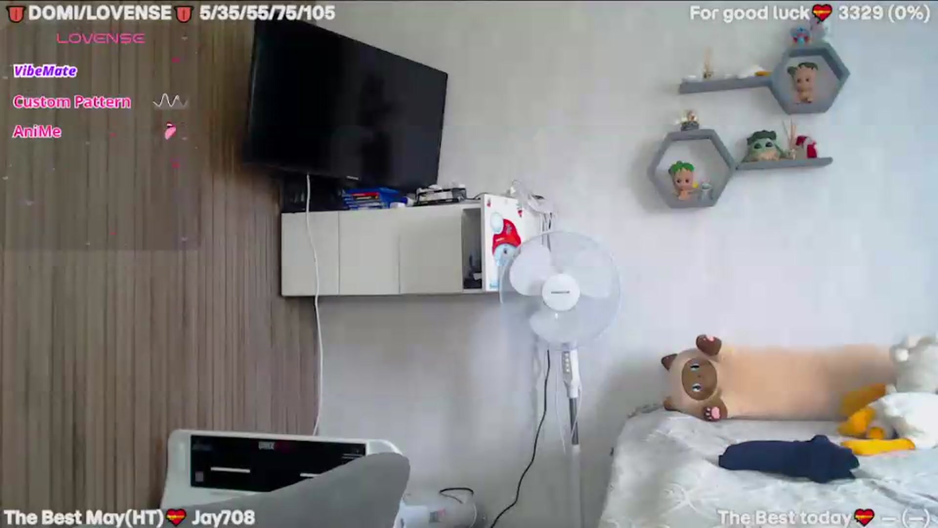 Gallery image thumbnail from SuchCute_'s myfreecams stream on, 05/21/2026, 08:32 image 18 of 20