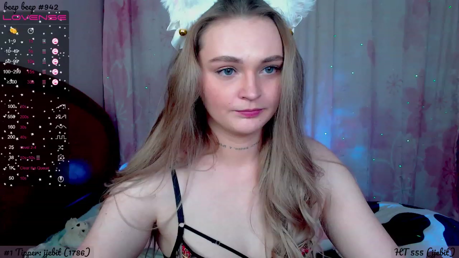 Gallery image thumbnail from Suck_Doll's myfreecams stream on, 04/14/2023, 04:44 image 9 of 20