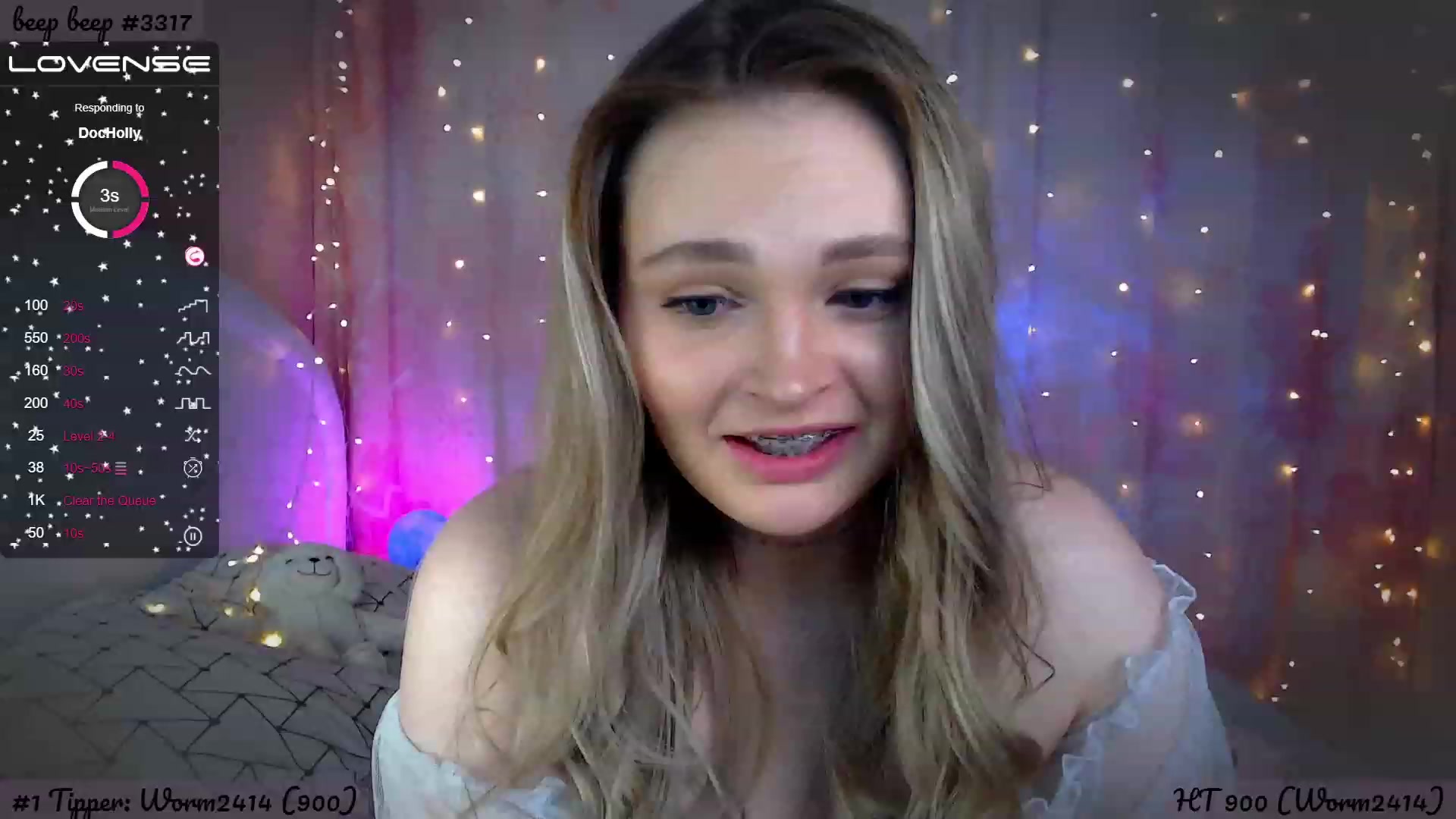 Gallery image thumbnail from Suck_Doll's myfreecams stream on, 05/15/2023, 03:05 image 8 of 20