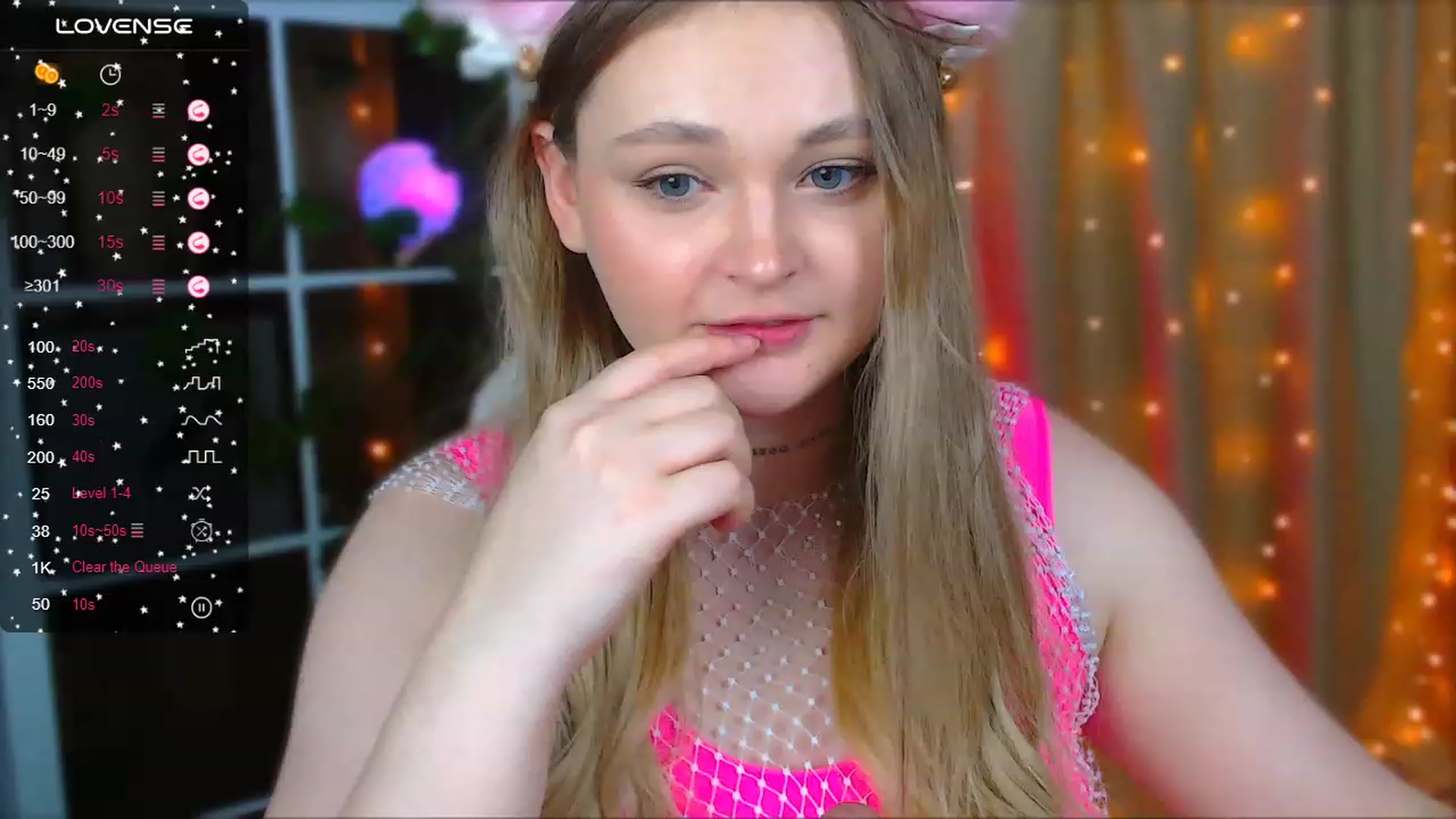 Gallery image thumbnail from Suck_Doll's myfreecams stream on, 09/08/2023, 04:02 image 8 of 20