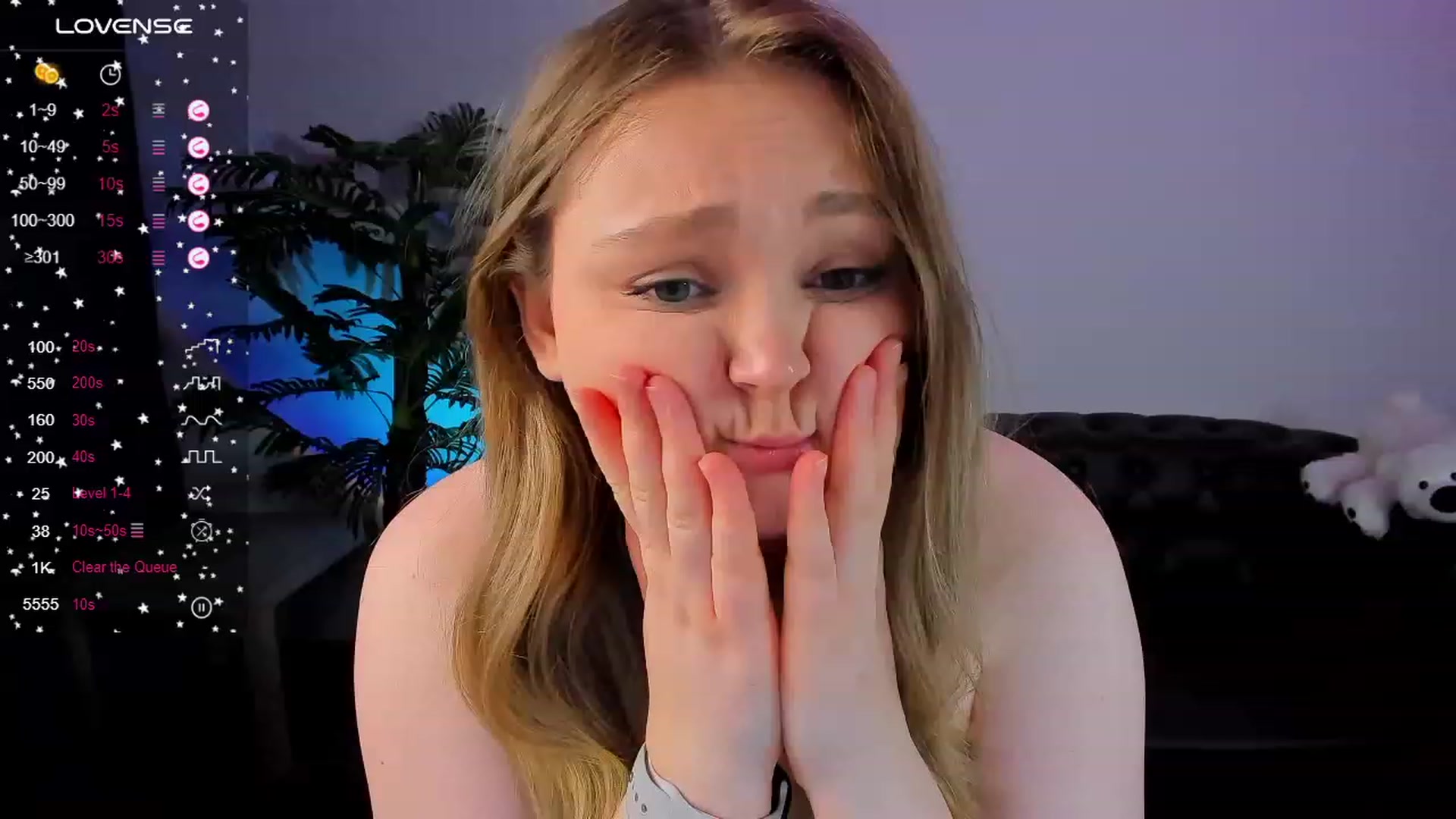 Gallery image thumbnail from Suck_Doll's myfreecams stream on, 02/18/2024, 08:03 image 12 of 20