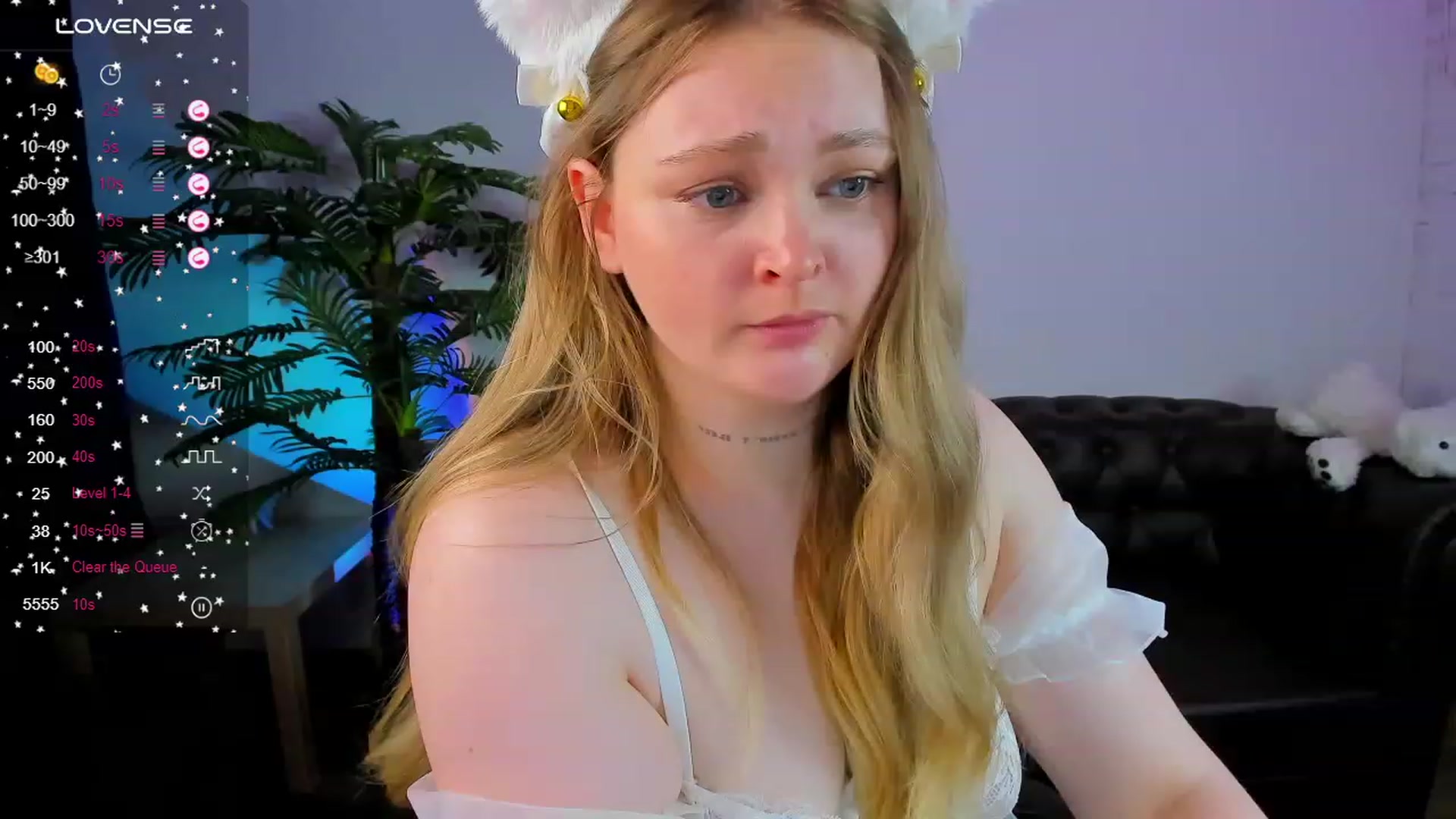 Gallery image thumbnail from Suck_Doll's myfreecams stream on, 03/10/2024, 03:22 image 17 of 20