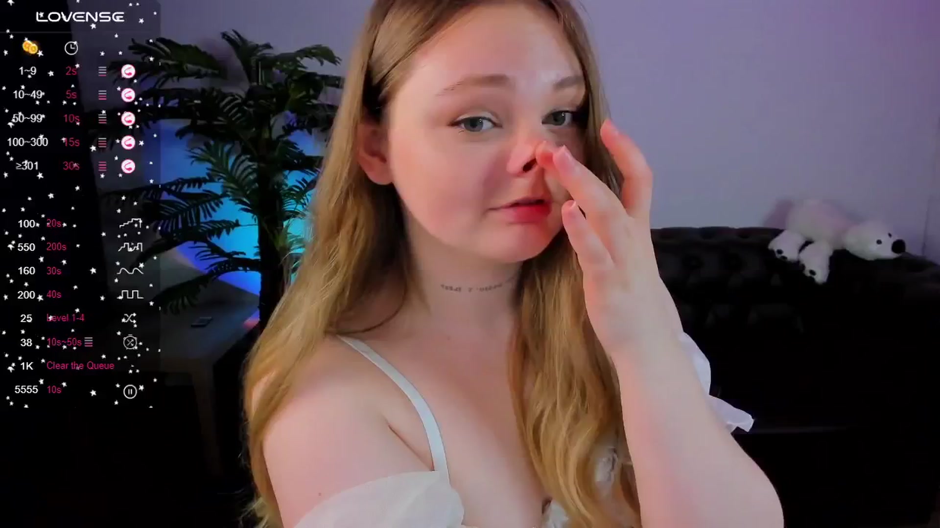 Gallery image thumbnail from Suck_Doll's myfreecams stream on, 03/17/2024, 06:01 image 1 of 20