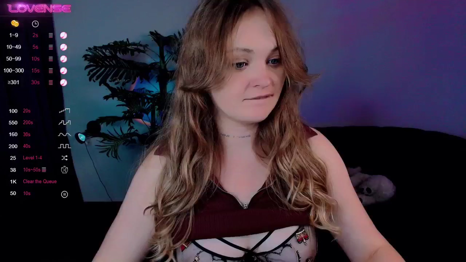 Gallery image thumbnail from Suck_Doll's myfreecams stream on, 09/21/2024, 07:15 image 18 of 20