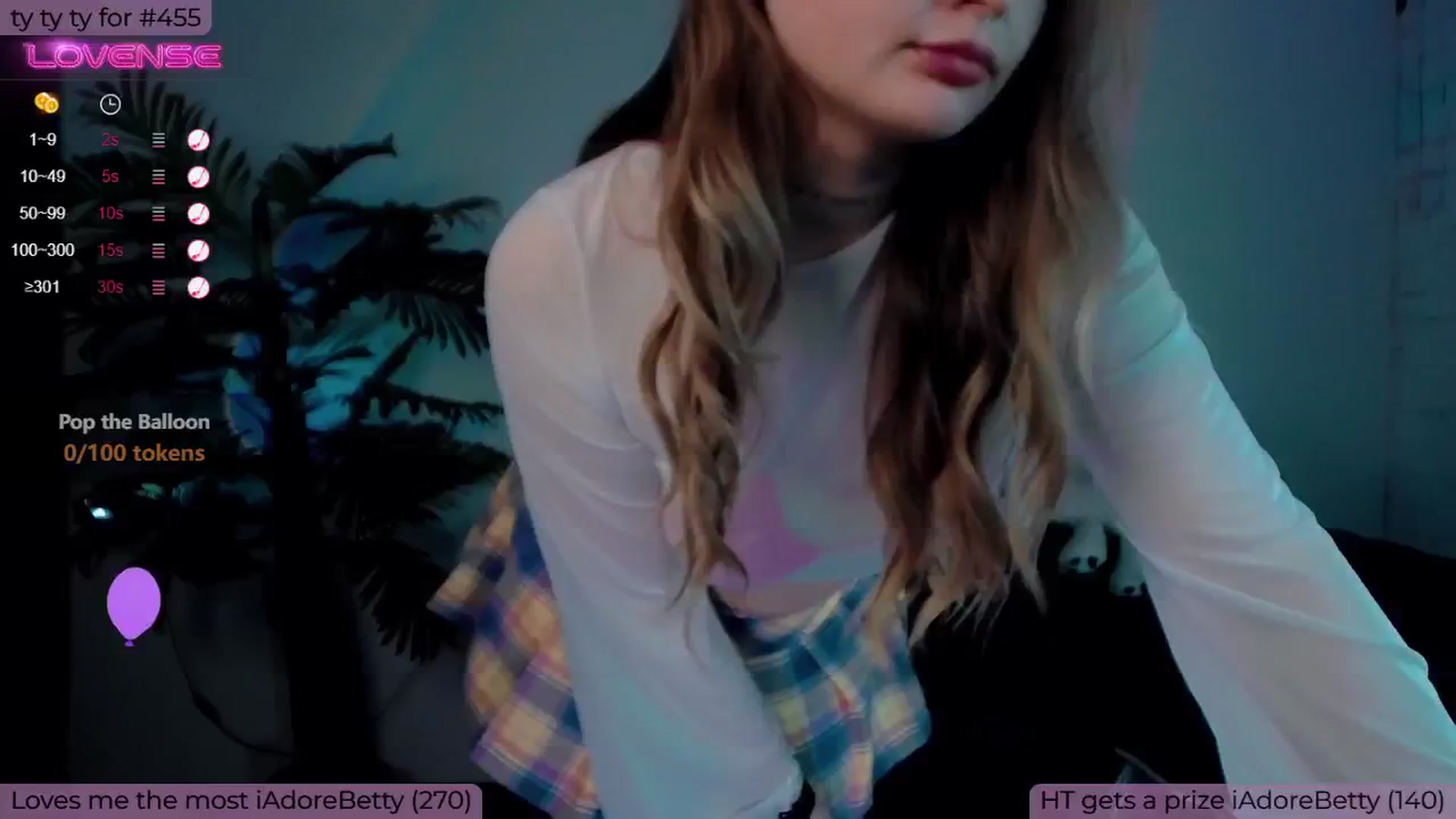 Gallery image thumbnail from Suck_Doll's myfreecams stream on, 11/18/2024, 24:07 image 7 of 20