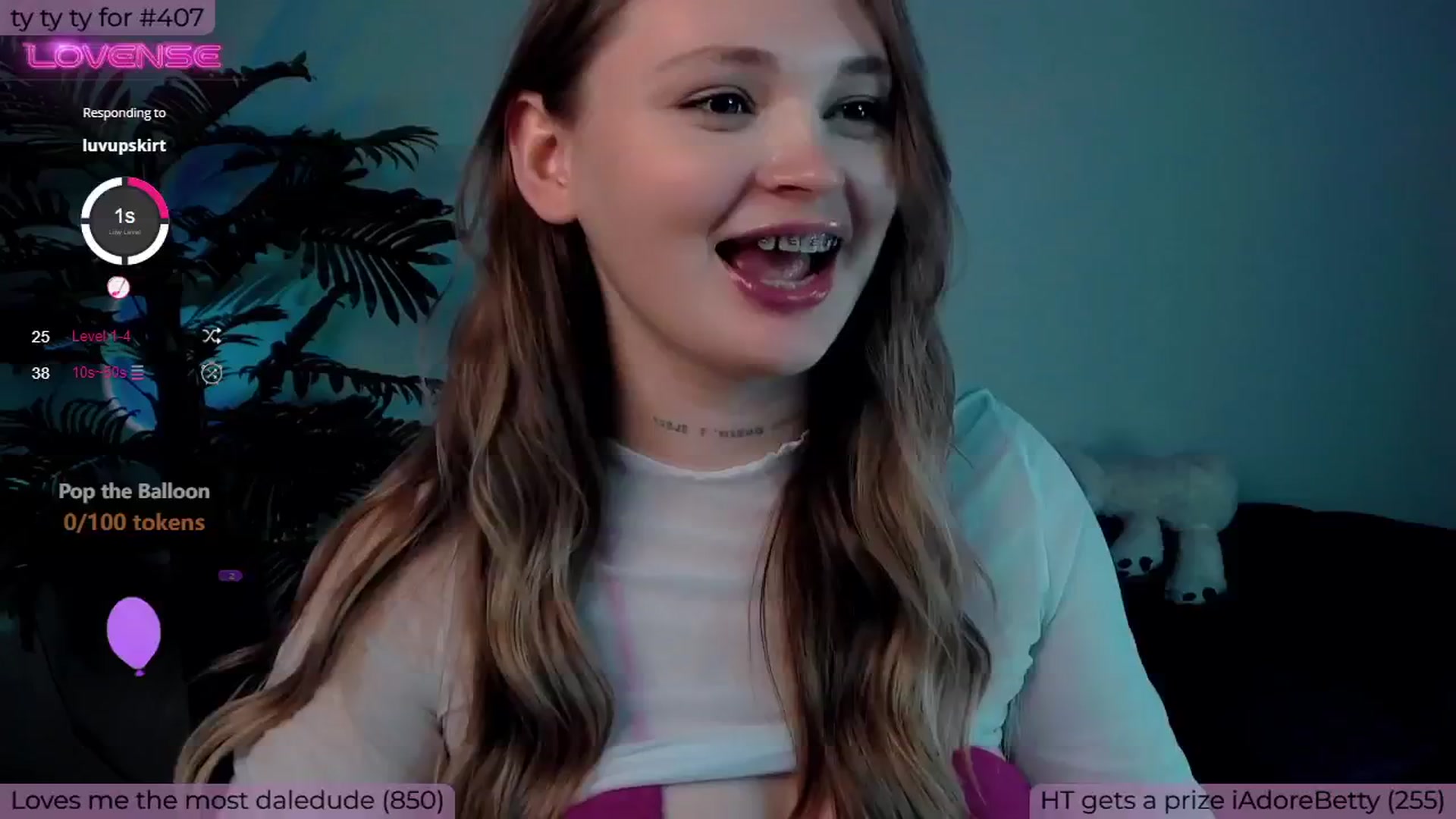 Gallery image thumbnail from Suck_Doll's myfreecams stream on, 11/18/2024, 04:50 image 2 of 20