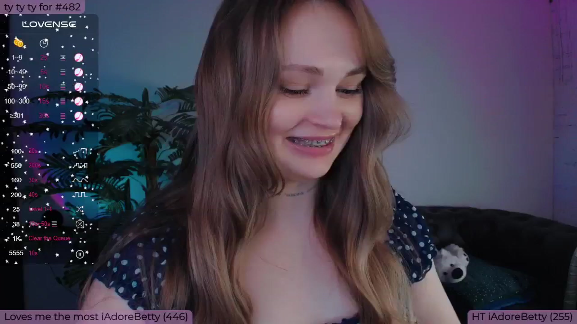 Gallery image thumbnail from Suck_Doll's myfreecams stream on, 02/03/2025, 03:59 image 12 of 20