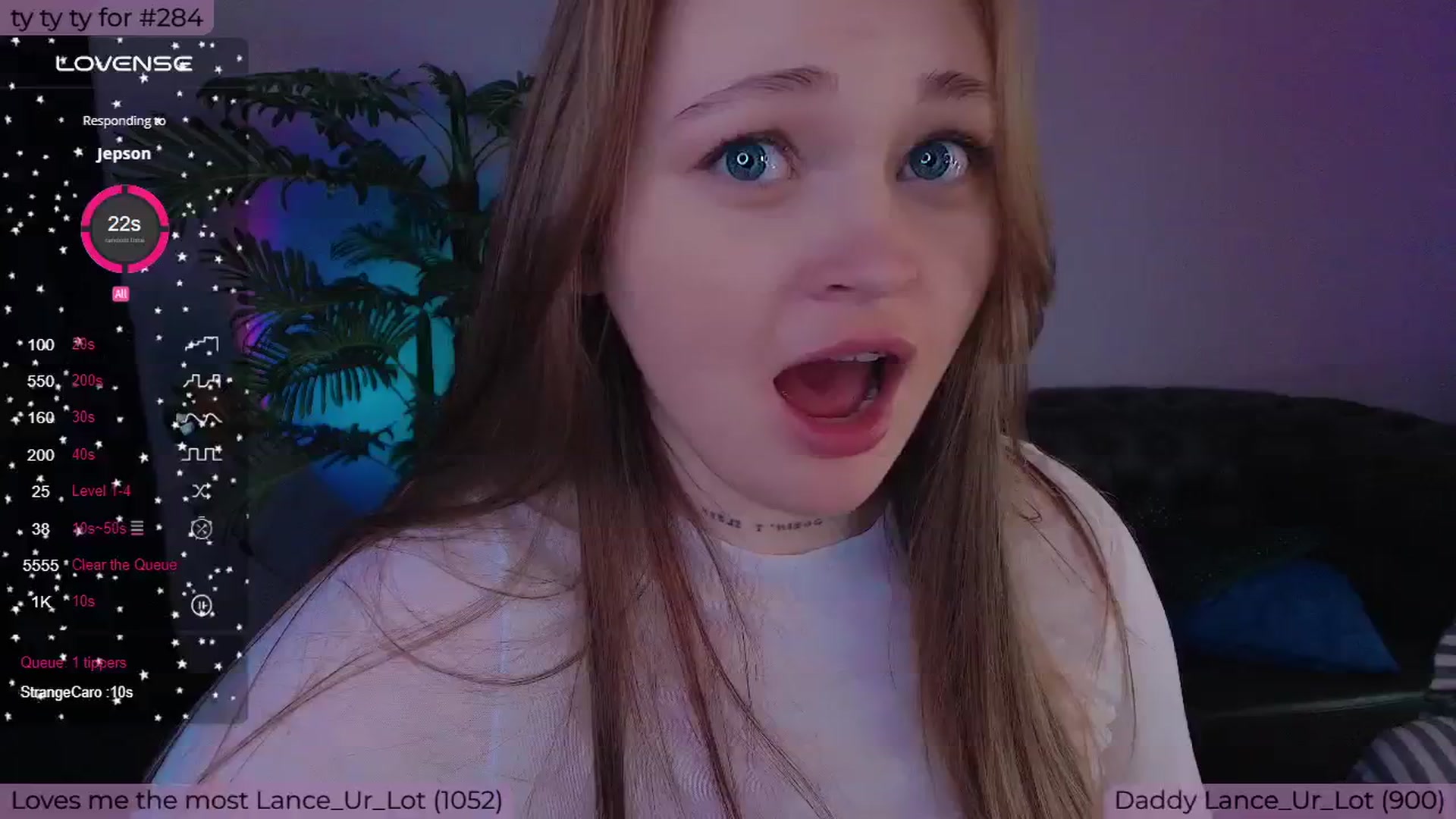 Gallery image thumbnail from Suck_Doll's myfreecams stream on, 03/17/2025, 04:23 image 13 of 20
