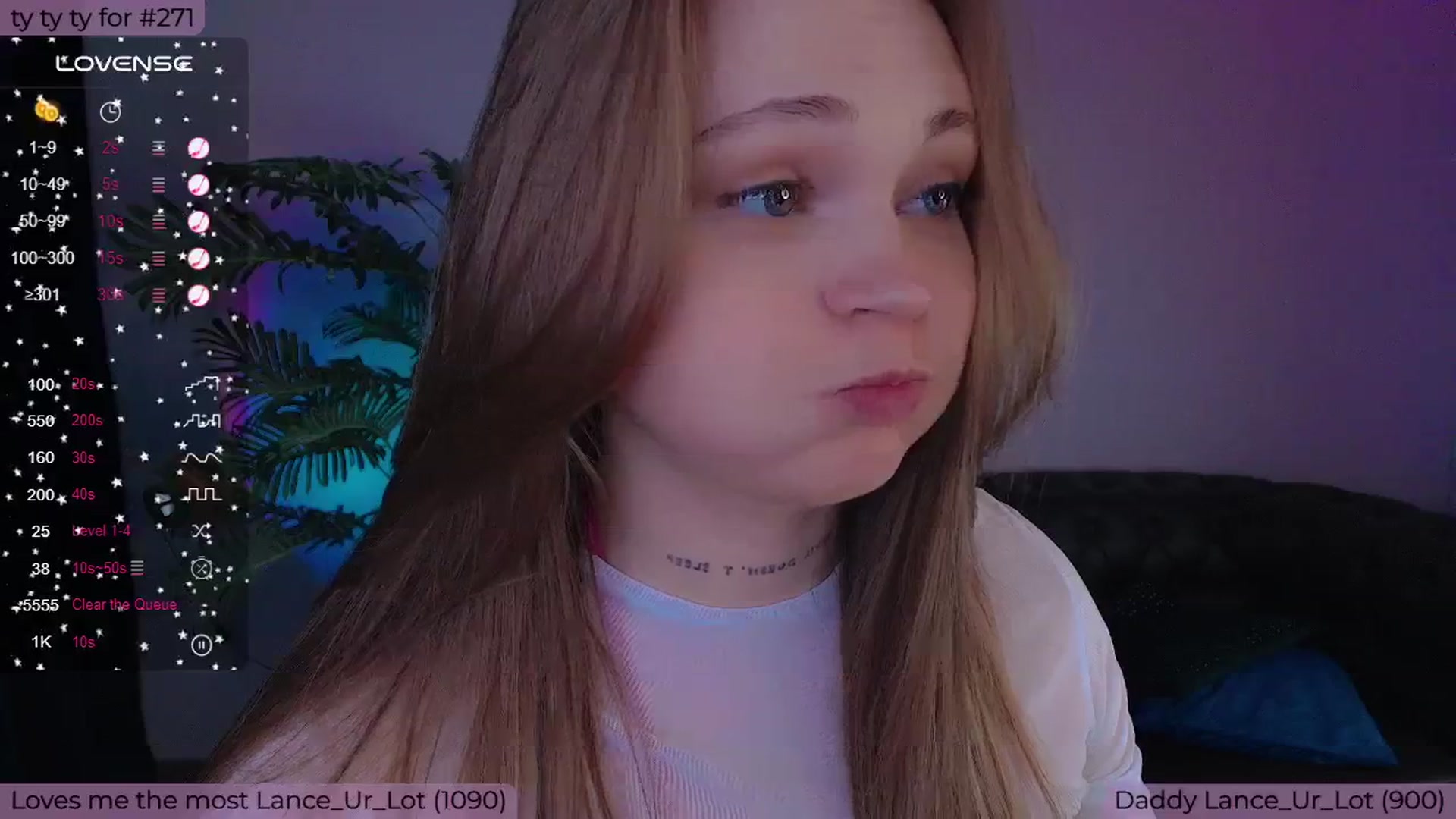 Gallery image thumbnail from Suck_Doll's myfreecams stream on, 03/17/2025, 06:01 image 14 of 20