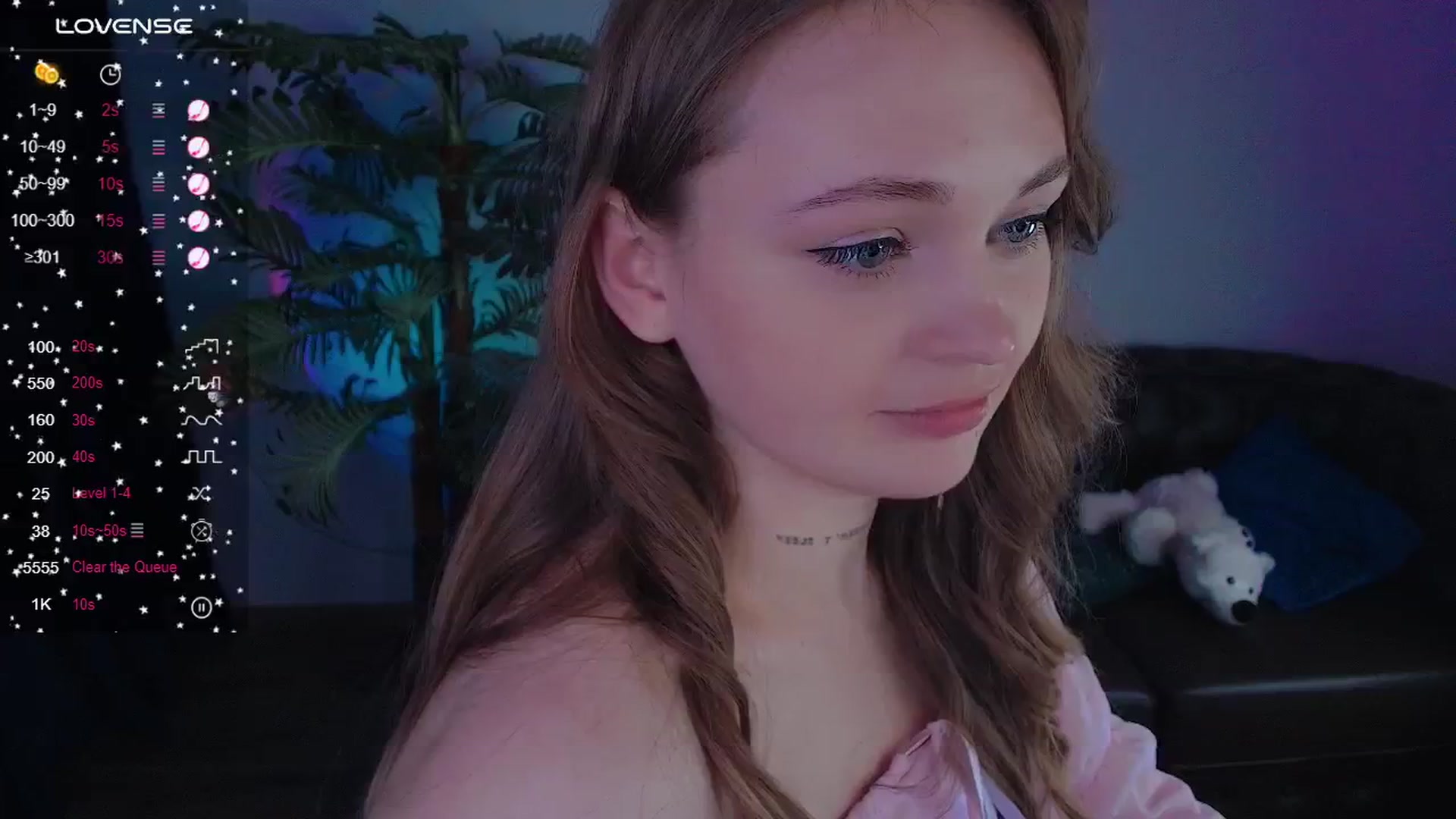 Gallery image thumbnail from Suck_Doll's myfreecams stream on, 03/23/2025, 03:07 image 18 of 20
