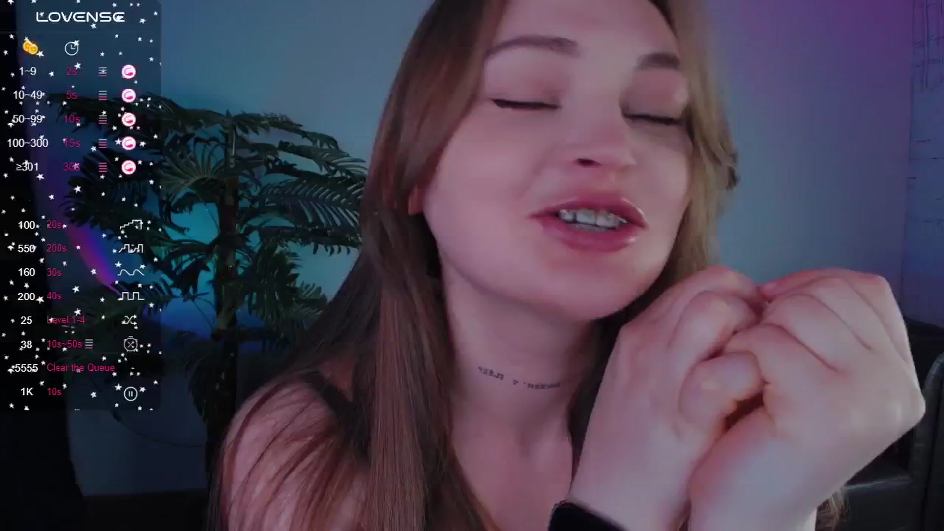 Gallery image thumbnail from Suck_Doll's myfreecams stream on, 04/11/2025, 03:01 image 2 of 20