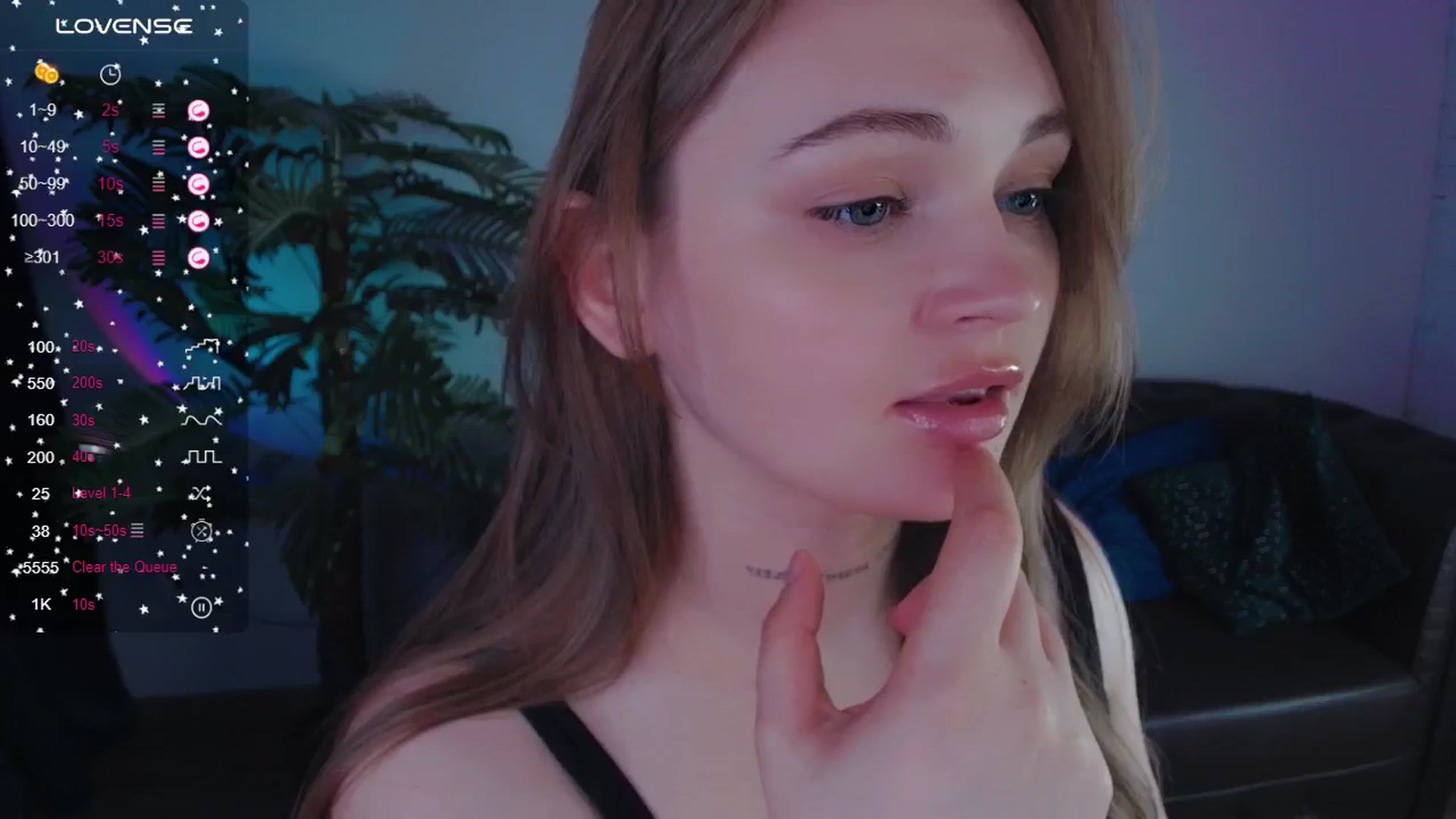 Gallery image thumbnail from Suck_Doll's myfreecams stream on, 04/11/2025, 06:56 image 4 of 20