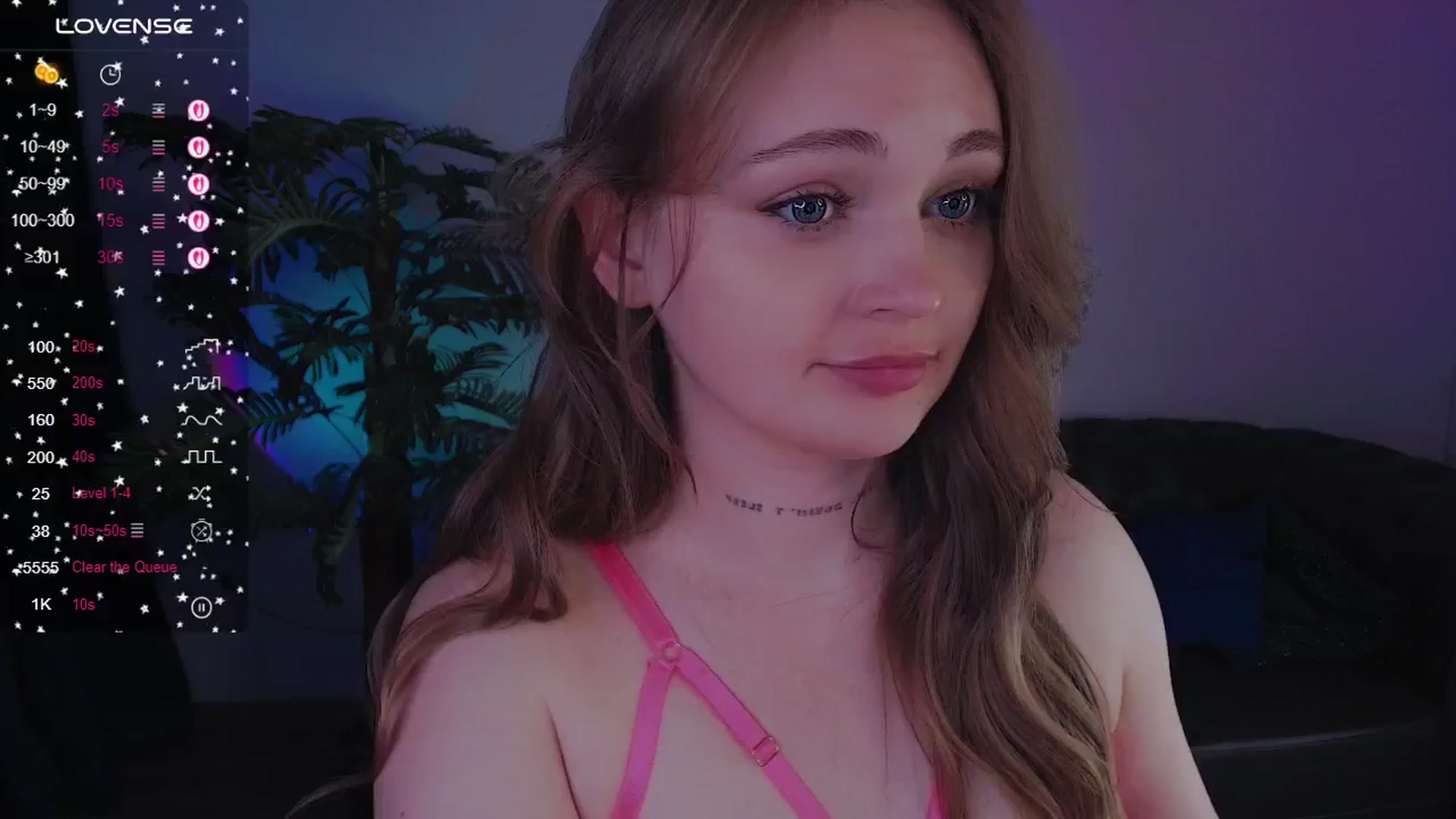 Gallery image thumbnail from Suck_Doll's myfreecams stream on, 04/19/2025, 07:09 image 13 of 20