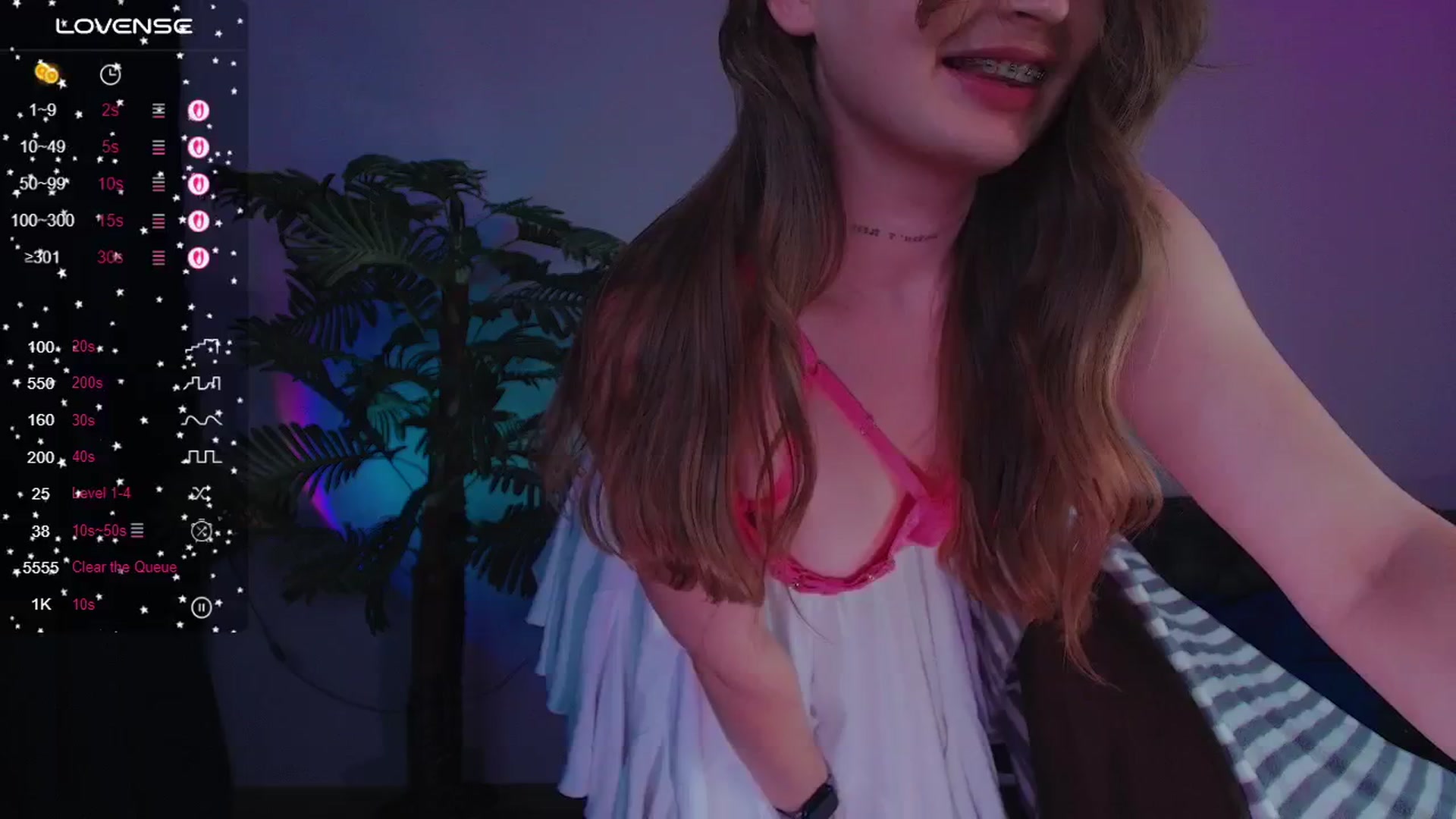 Gallery image thumbnail from Suck_Doll's myfreecams stream on, 04/19/2025, 09:05 image 13 of 20