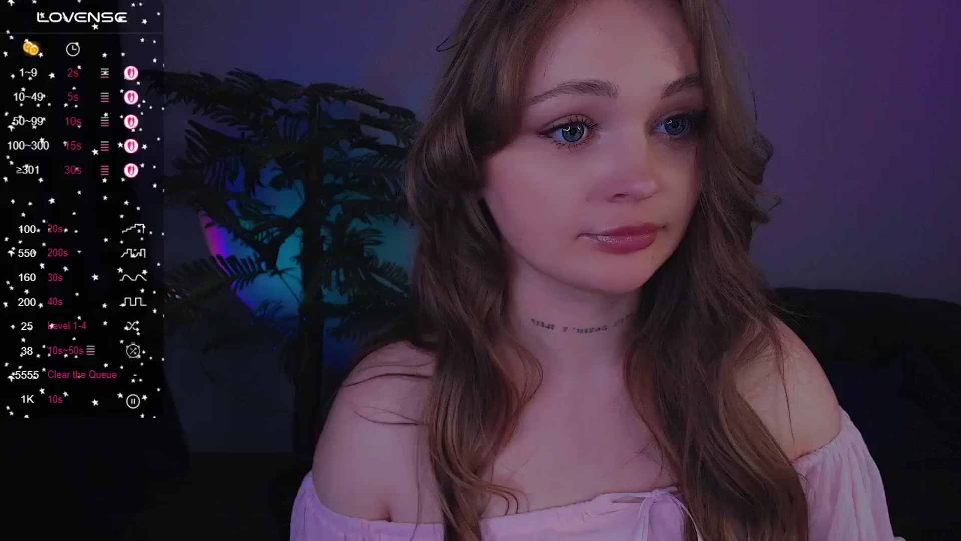 Gallery image thumbnail from Suck_Doll's myfreecams stream on, 04/25/2025, 04:10 image 16 of 20