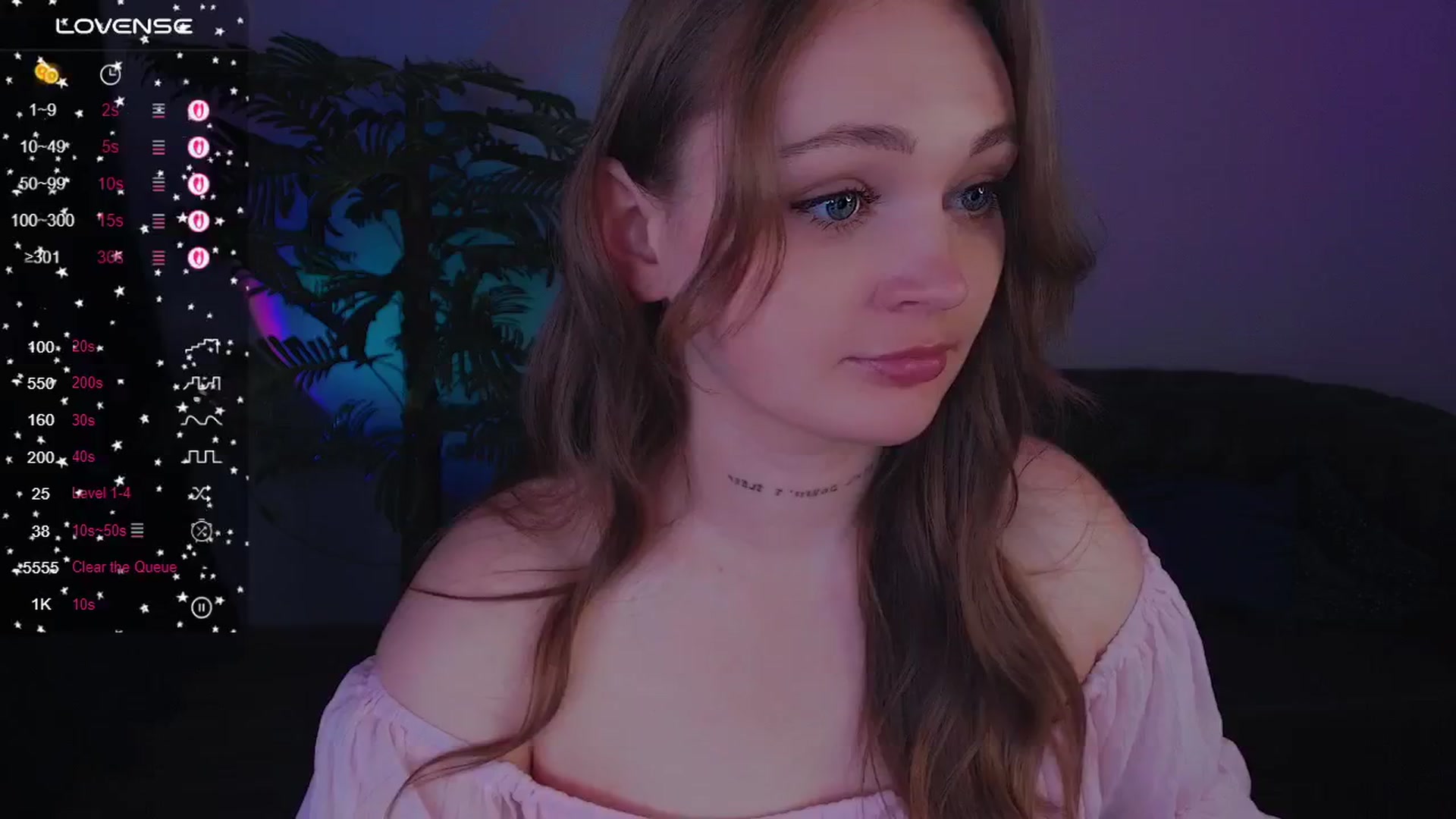Gallery image thumbnail from Suck_Doll's myfreecams stream on, 04/25/2025, 05:31 image 8 of 20