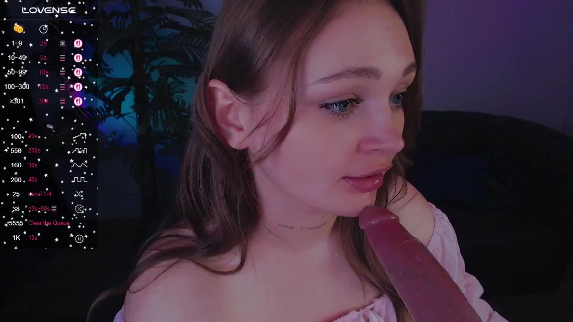 Gallery image thumbnail from Suck_Doll's myfreecams stream on, 04/25/2025, 07:10 image 9 of 20