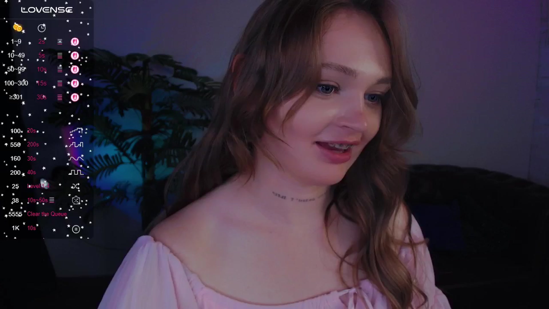 Gallery image thumbnail from Suck_Doll's myfreecams stream on, 05/05/2025, 04:11 image 17 of 20
