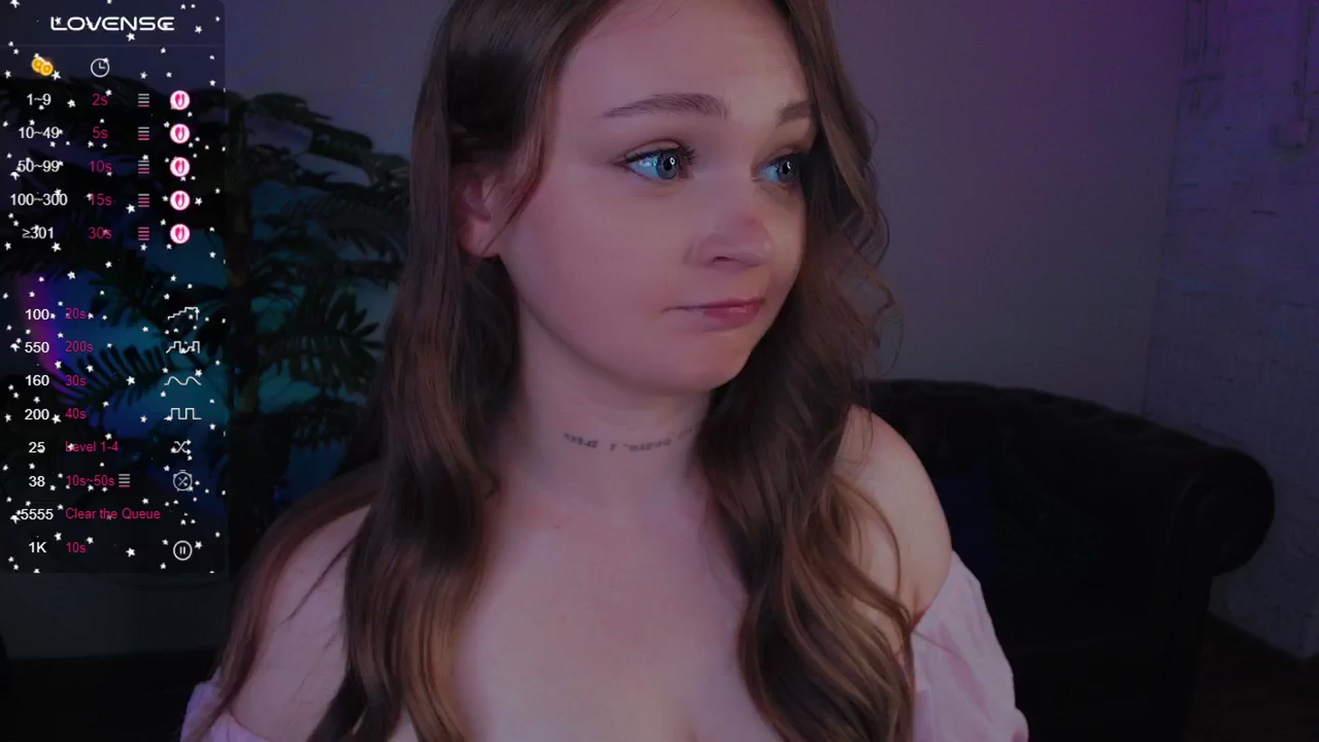 Gallery image thumbnail from Suck_Doll's myfreecams stream on, 05/05/2025, 04:11 image 3 of 20