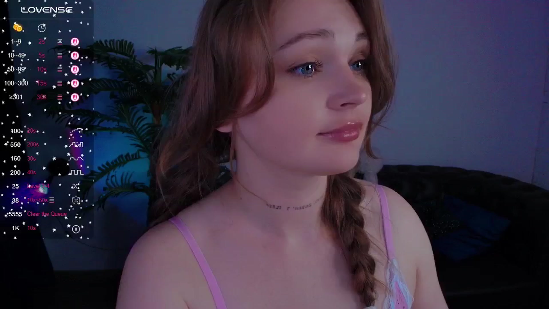 Gallery image thumbnail from Suck_Doll's myfreecams stream on, 05/17/2025, 09:25 image 12 of 20
