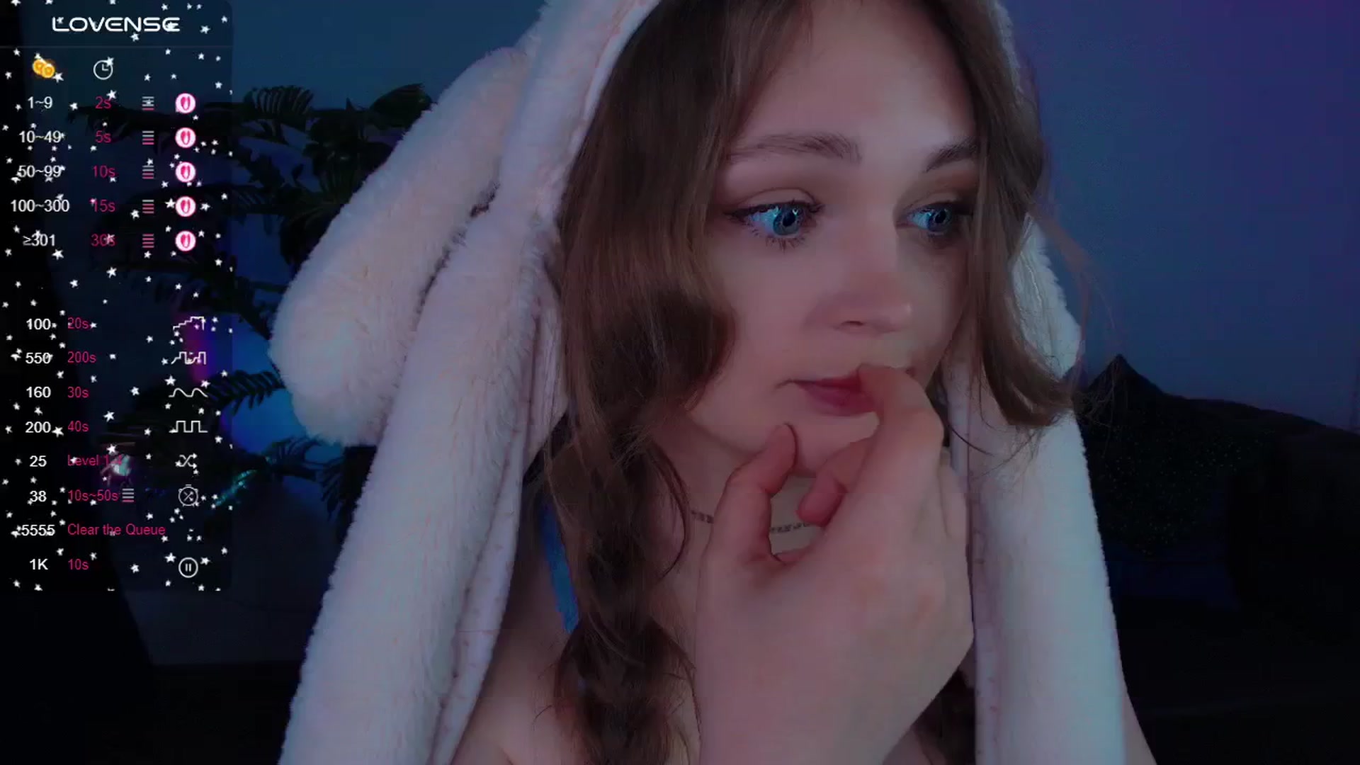 Gallery image thumbnail from Suck_Doll's myfreecams stream on, 05/25/2025, 08:07 image 8 of 20