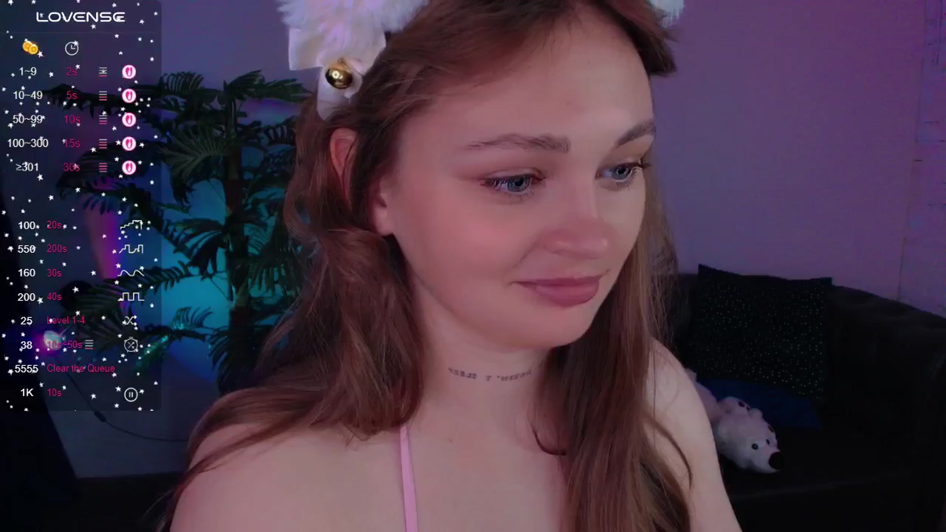 Gallery image thumbnail from Suck_Doll's myfreecams stream on, 06/06/2025, 02:31 image 6 of 20