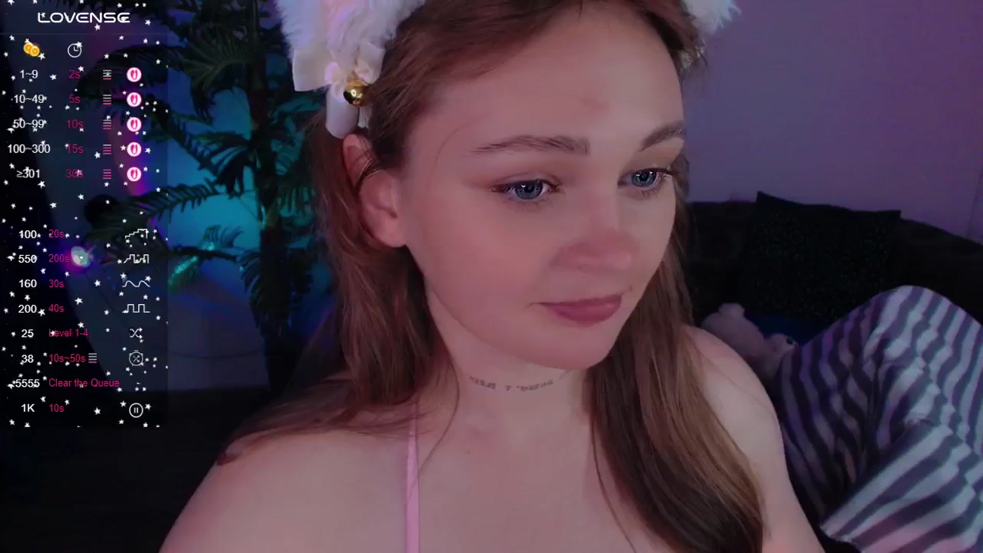 Gallery image thumbnail from Suck_Doll's myfreecams stream on, 06/06/2025, 02:31 image 16 of 20