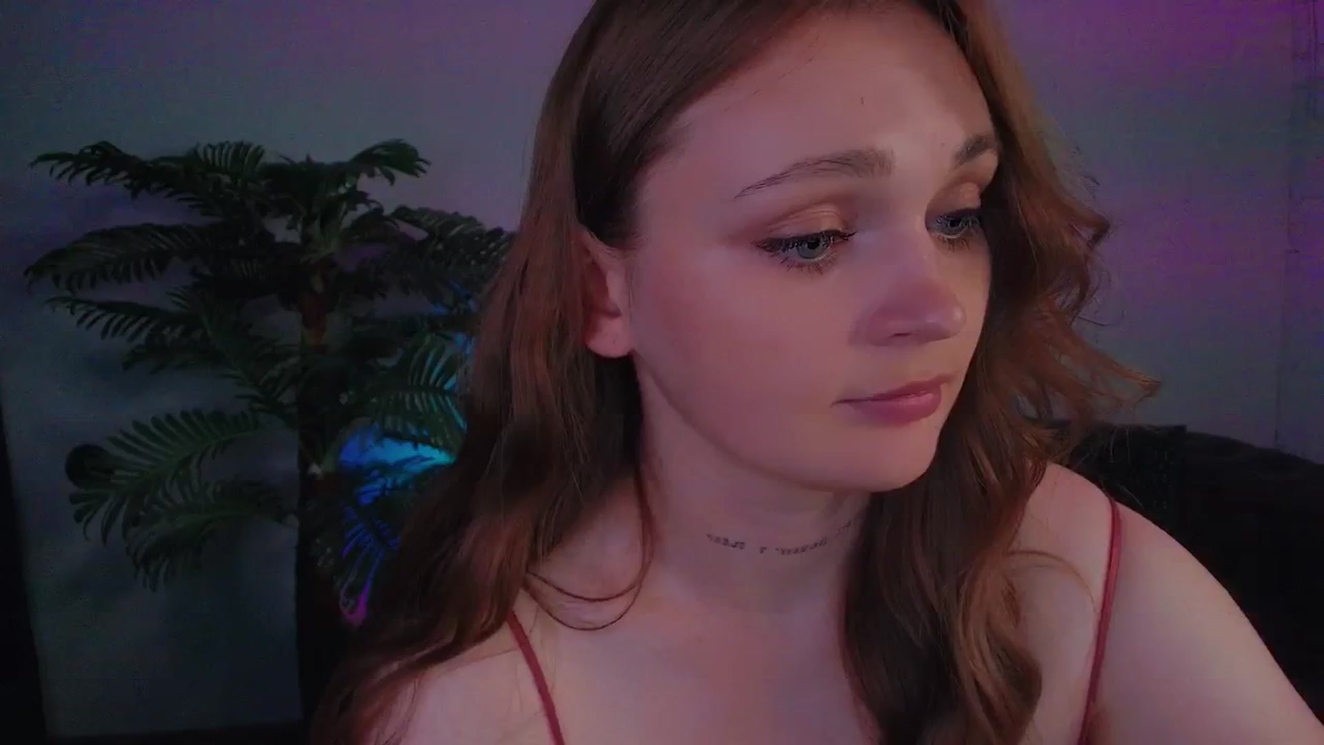 Gallery image thumbnail from Suck_Doll's myfreecams stream on, 06/13/2025, 07:05 image 18 of 20