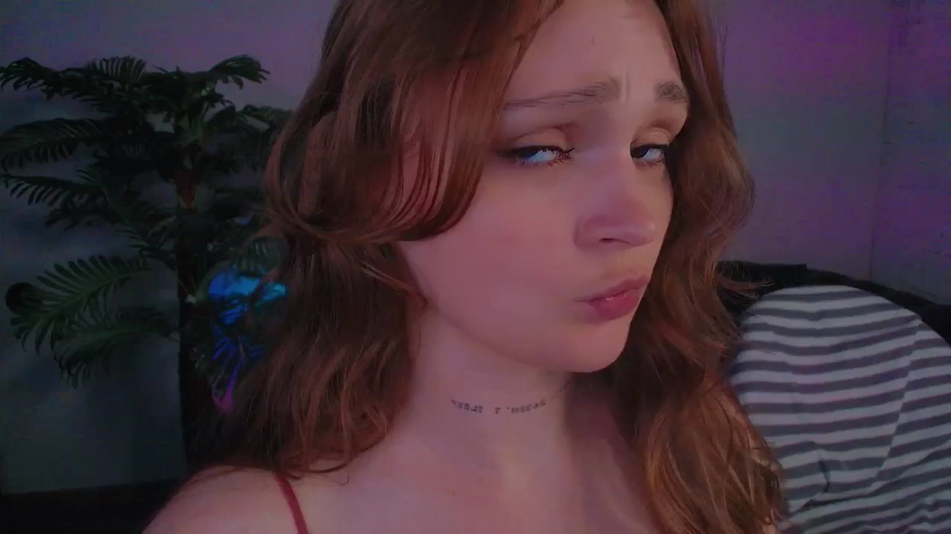 Gallery image thumbnail from Suck_Doll's myfreecams stream on, 06/13/2025, 07:05 image 8 of 20