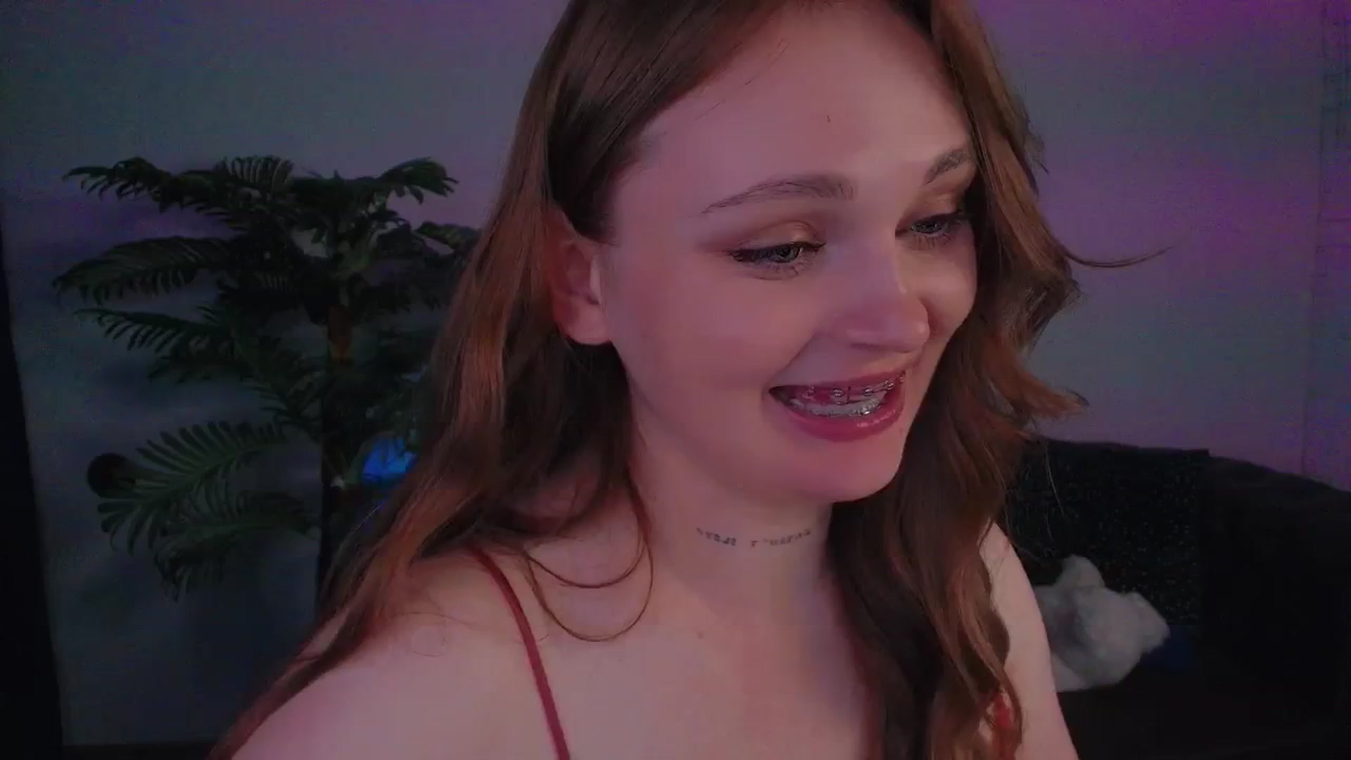 Gallery image thumbnail from Suck_Doll's myfreecams stream on, 06/13/2025, 07:05 image 19 of 20