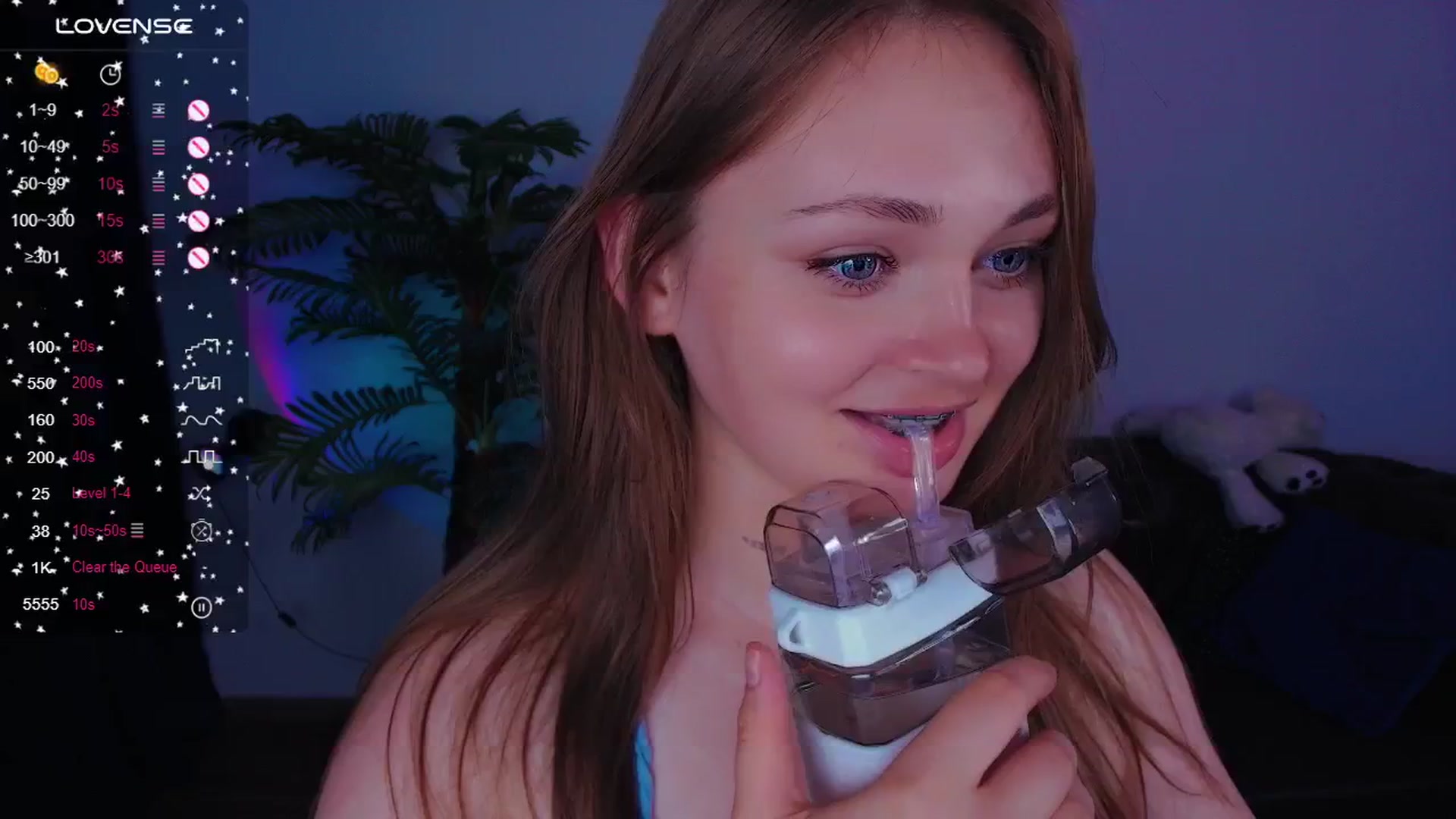 Gallery image thumbnail from Suck_Doll's myfreecams stream on, 06/29/2025, 07:04 image 4 of 20