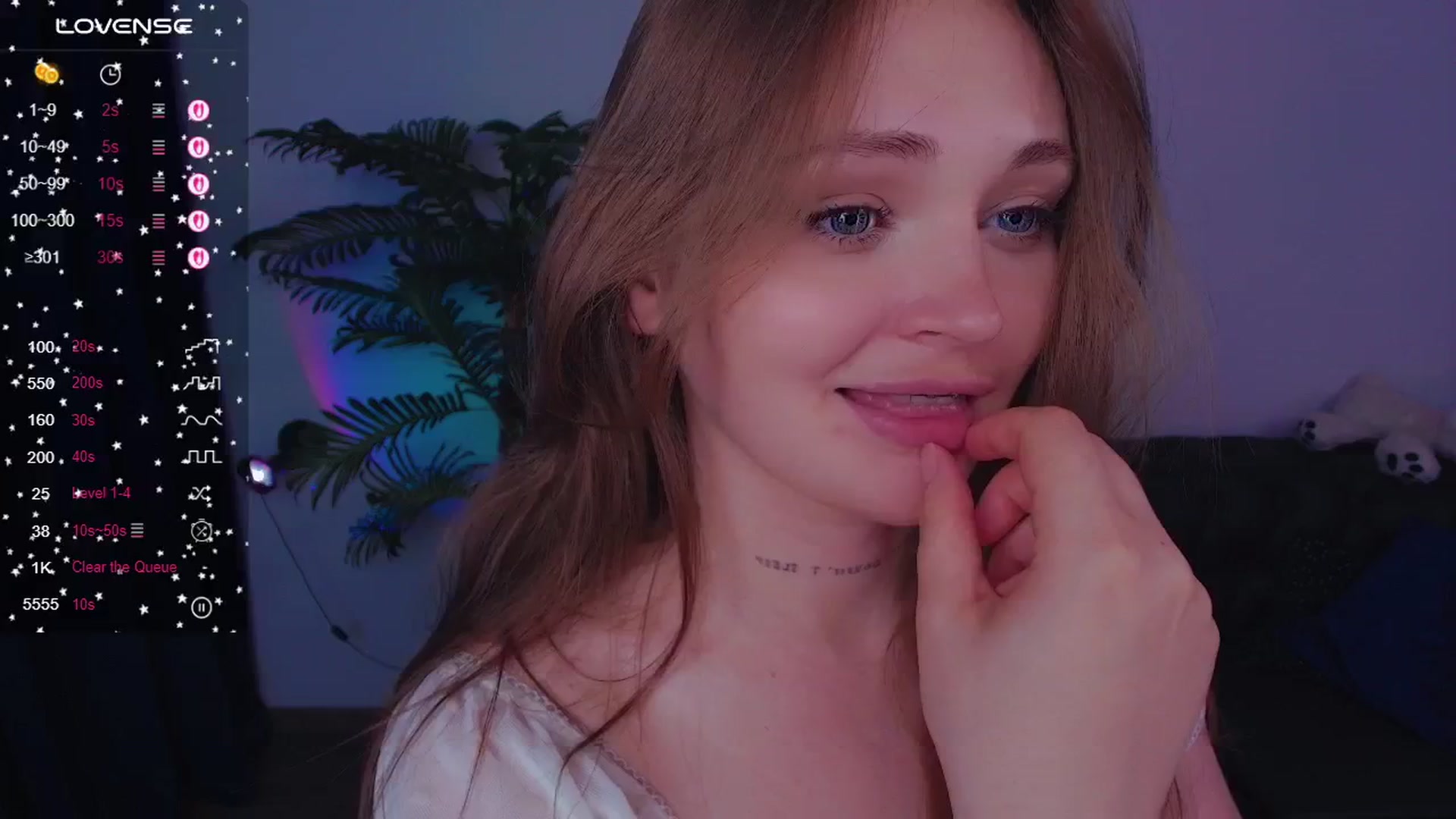 Gallery image thumbnail from Suck_Doll's myfreecams stream on, 07/04/2025, 07:24 image 10 of 20