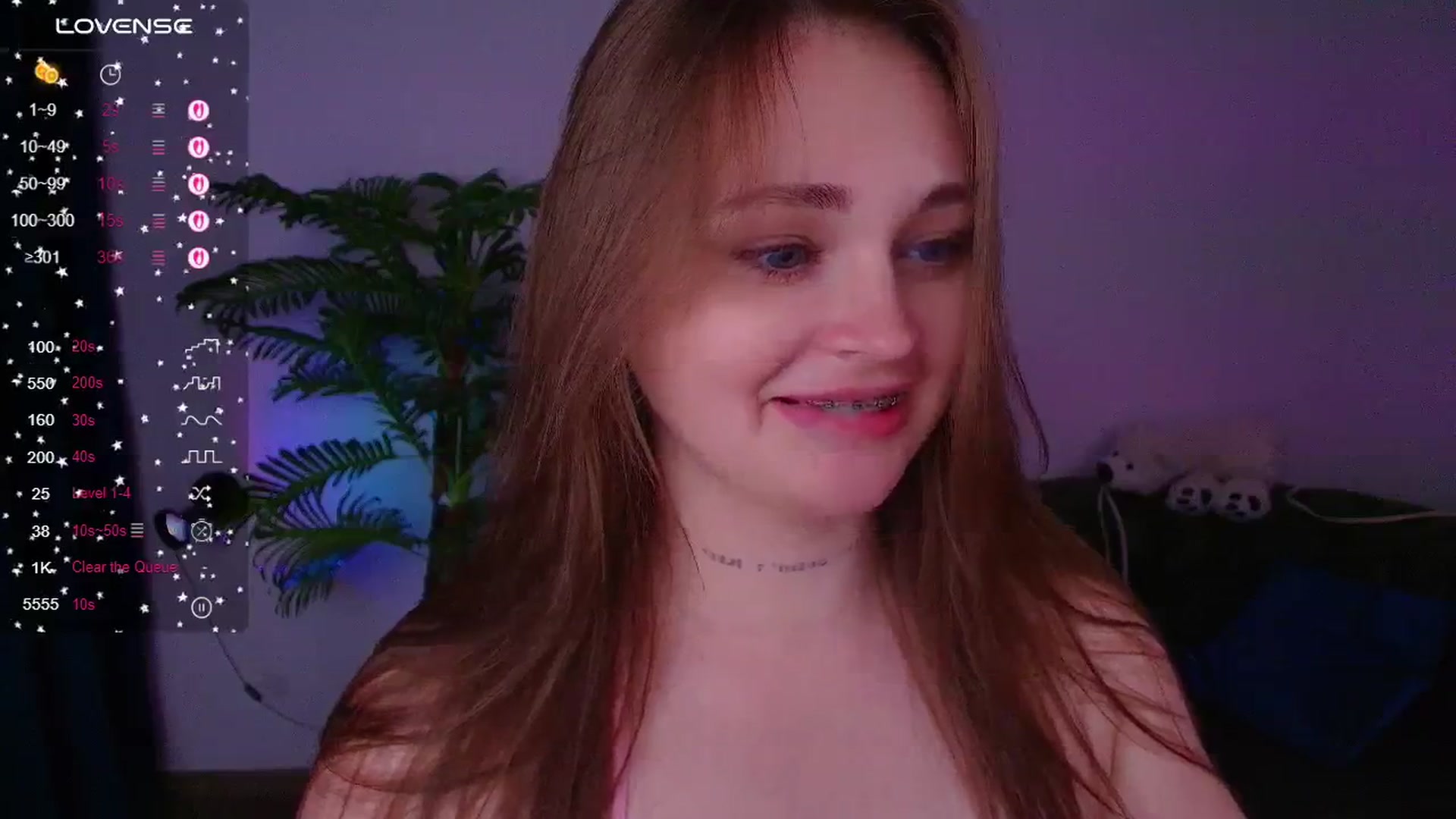 Gallery image thumbnail from Suck_Doll's myfreecams stream on, 08/03/2025, 03:31 image 10 of 20