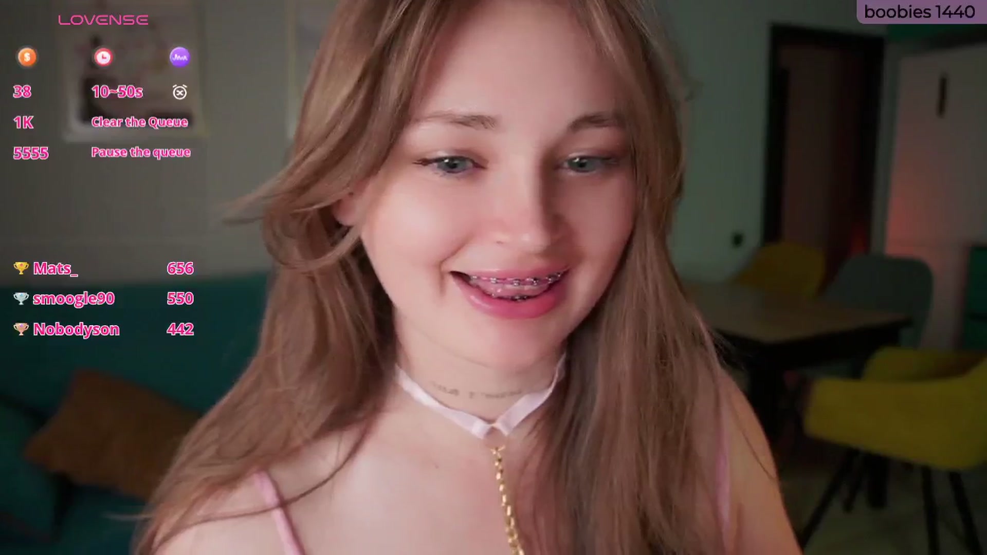 Gallery image thumbnail from Suck_Doll's myfreecams stream on, 09/13/2025, 11:17 image 17 of 20