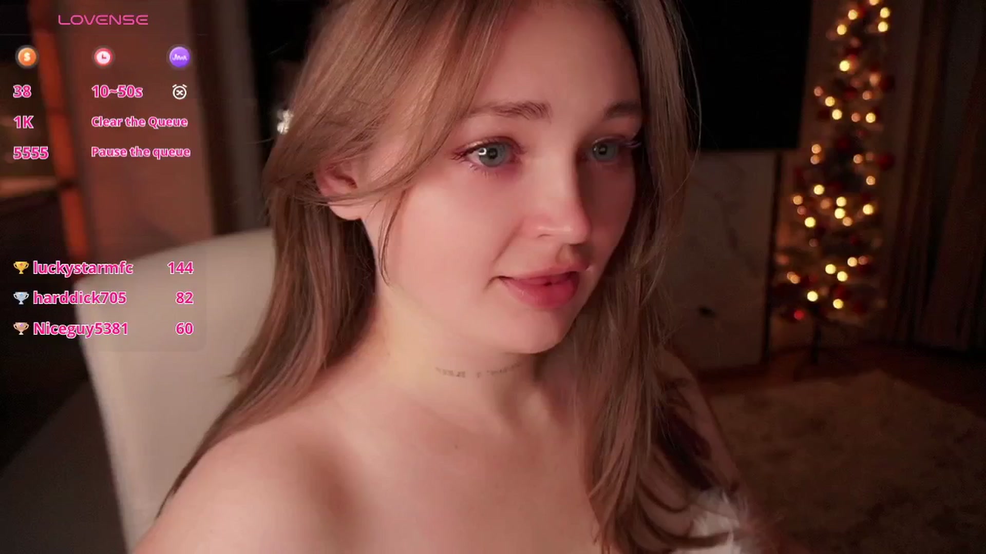 Gallery image thumbnail from Suck_Doll's myfreecams stream on, 12/26/2025, 19:00 image 17 of 20