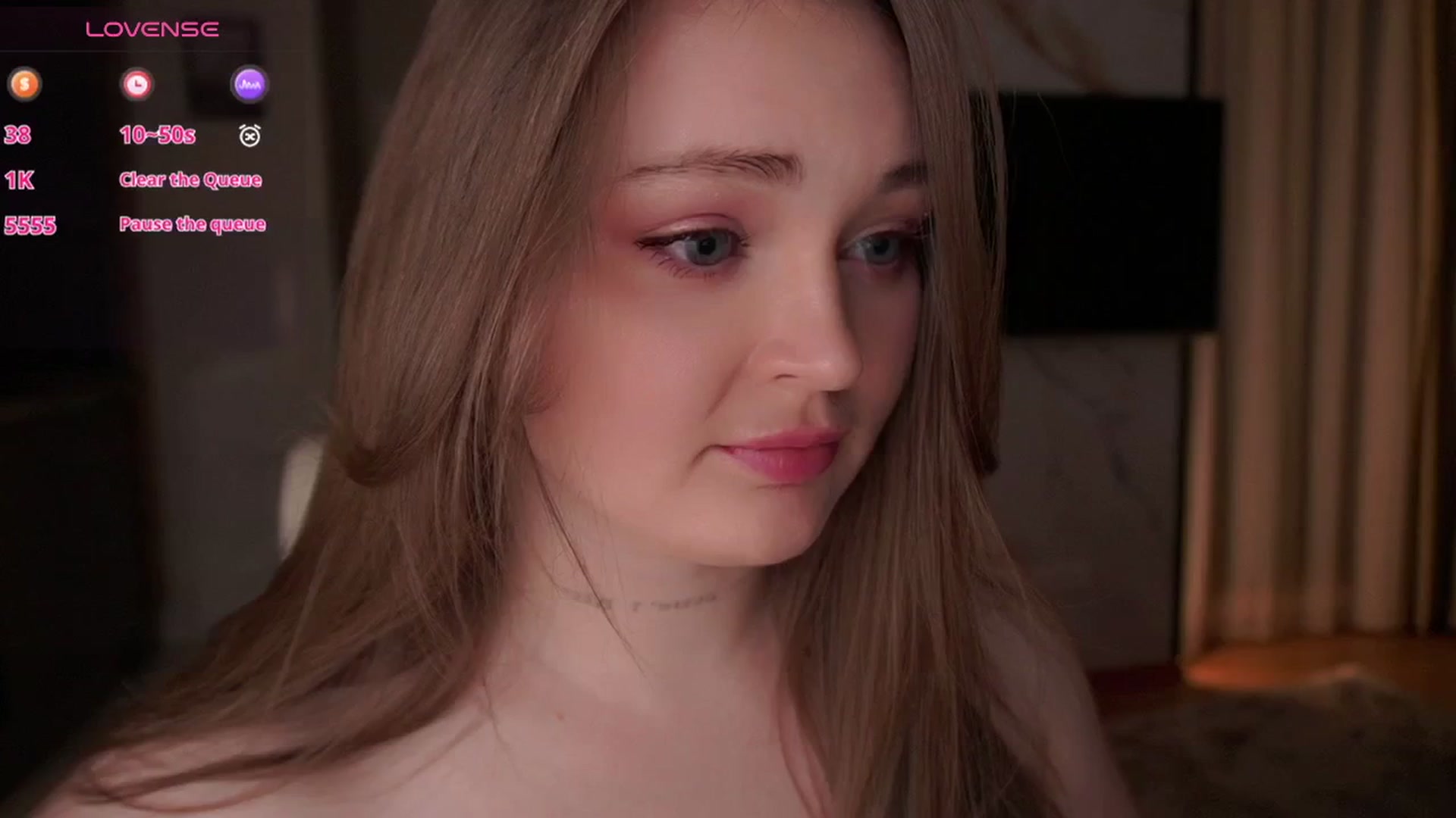 Gallery image thumbnail from Suck_Doll's myfreecams stream on, 03/31/2026, 03:44 image 16 of 20