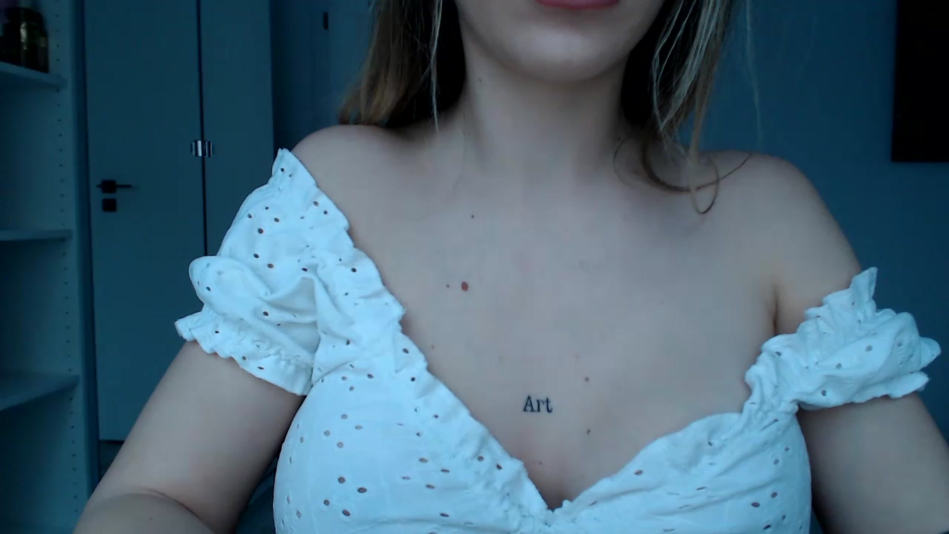 Gallery image thumbnail from Suckmedaddy99's myfreecams stream on, 11/26/2022, 13:50 image 12 of 20